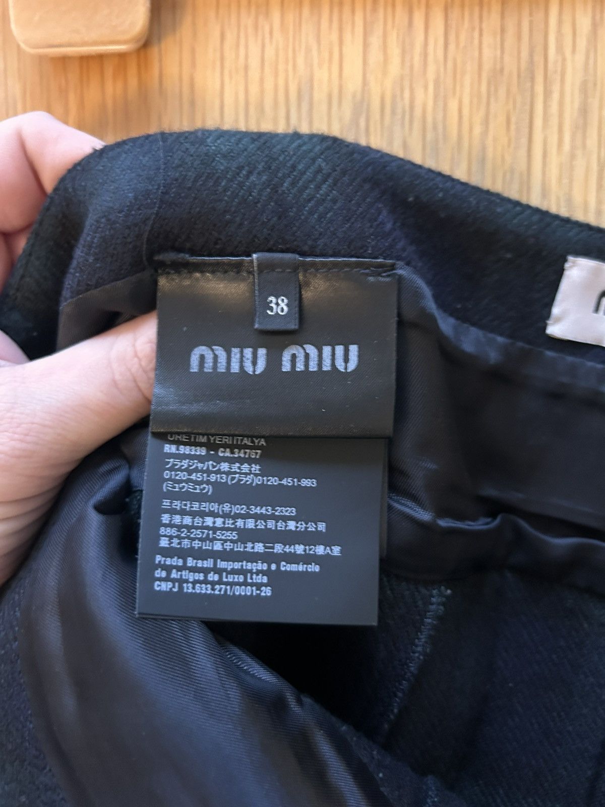 Miu Miu Miu Miu Check Virgin Wool Logo Skirt Size 26" / US 2 / IT 38 - 9 Thumbnail