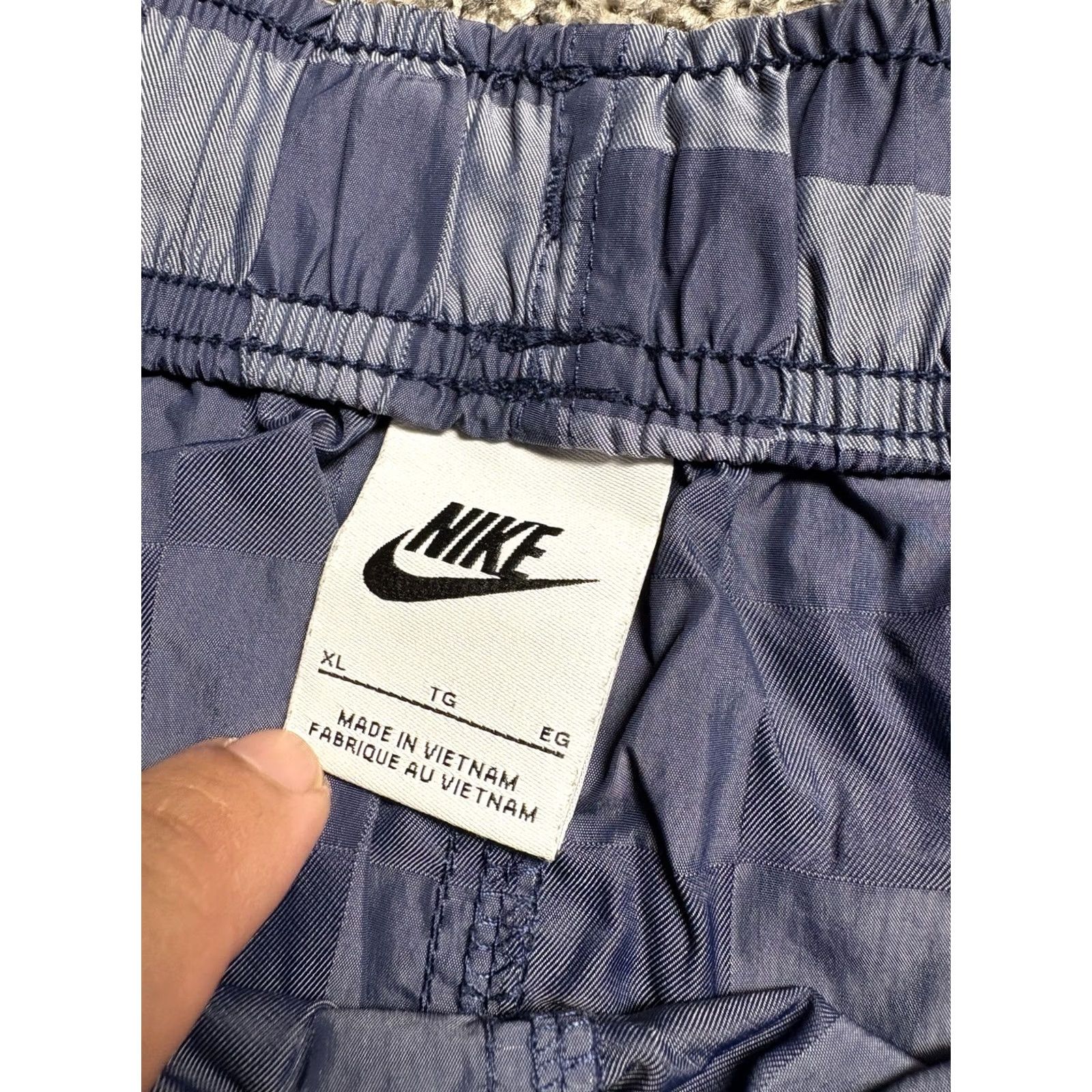 Nike Nike Club Flow Checker Shorts Mens XL Navy Blue FN3098 Nike Club Flow Checker Shorts Mens XL Navy Blue Size US 36 / EU 52 - 6 Thumbnail