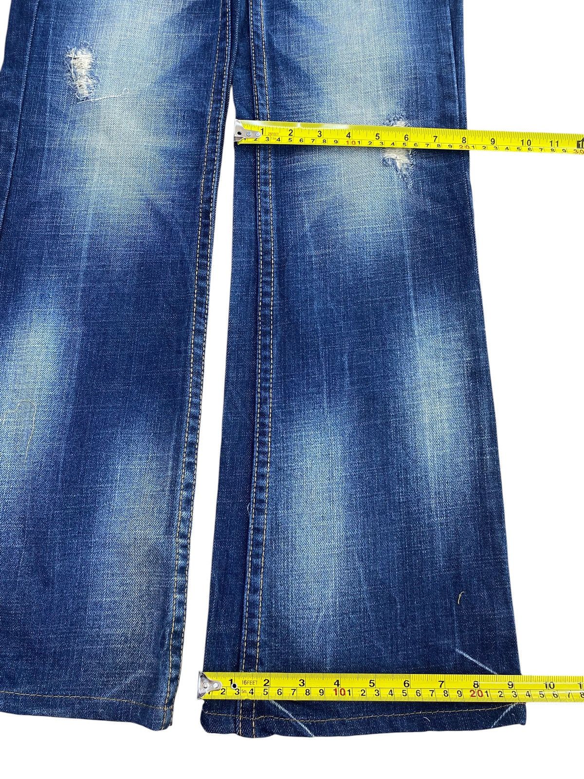 Japanese Brand Red Peppers Brands Faded Wash Style Bootcut Jeans Size US 28 / EU 44 - 8 Thumbnail