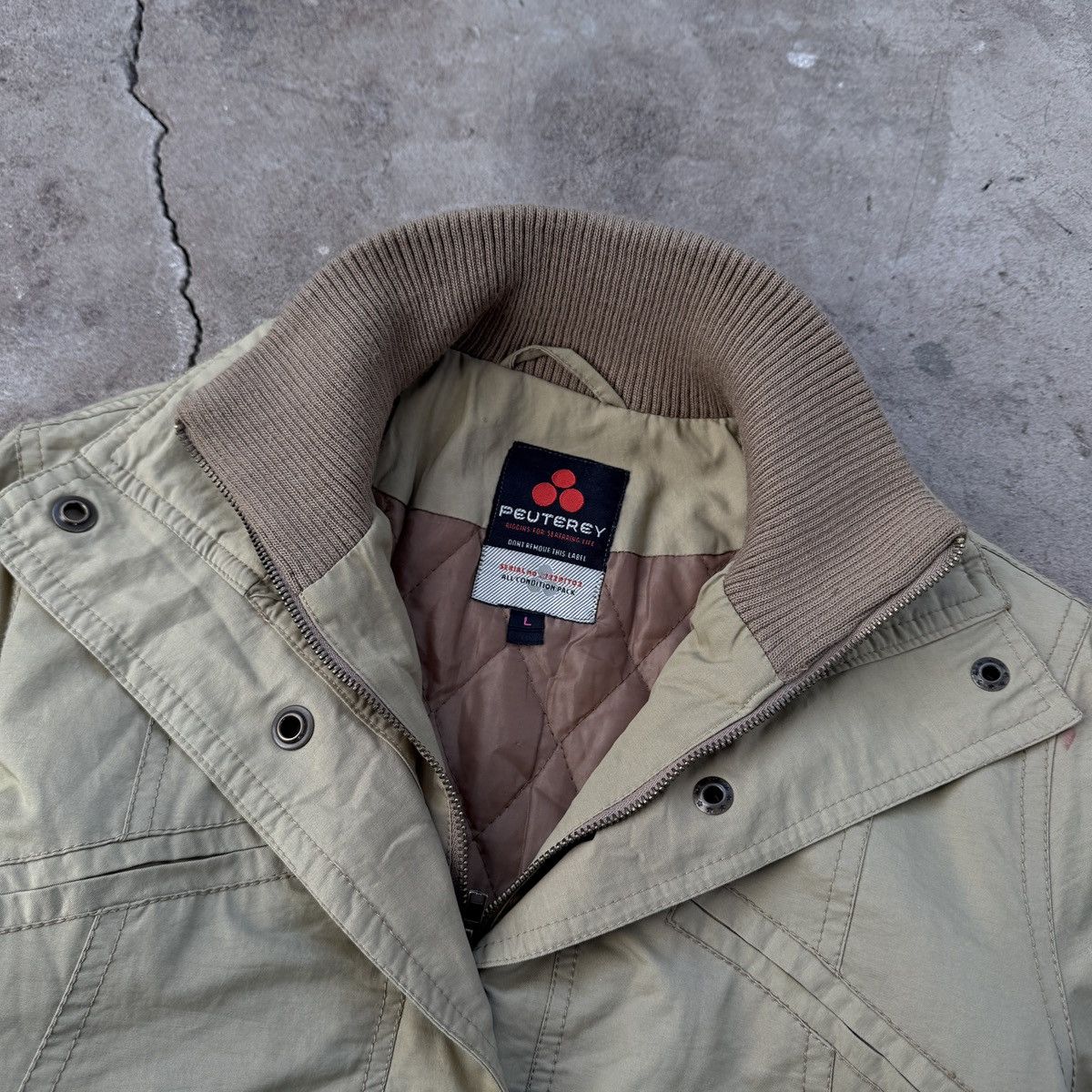 Peuterey × Vintage Peuterey Bomber Nylon Jacket Cream Size L / US 10 / IT 46 - 4 Thumbnail