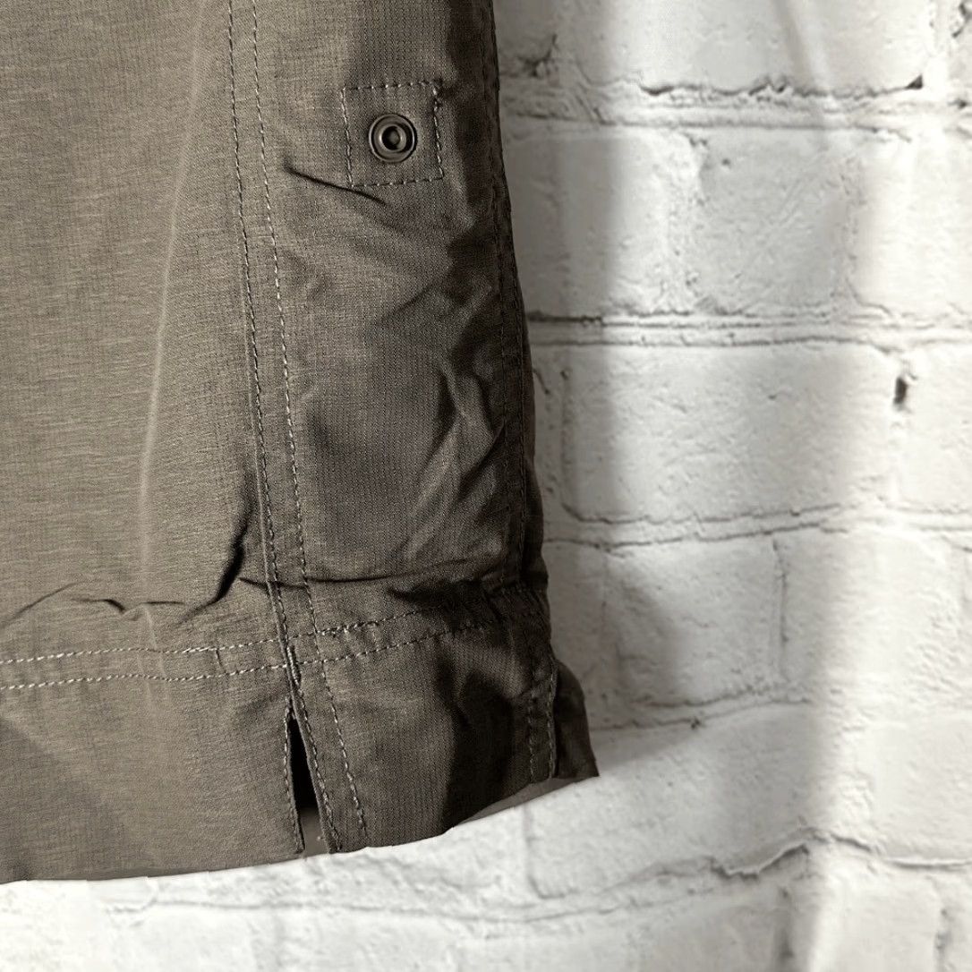 The North Face VINTAGE The North Face Womens Never Stop Cargo Shorts Sz 12 Military Utility Tan Womens 12 Tan Cargo Shorts Size 34" / US 12 / IT 48 - 2 Thumbnail