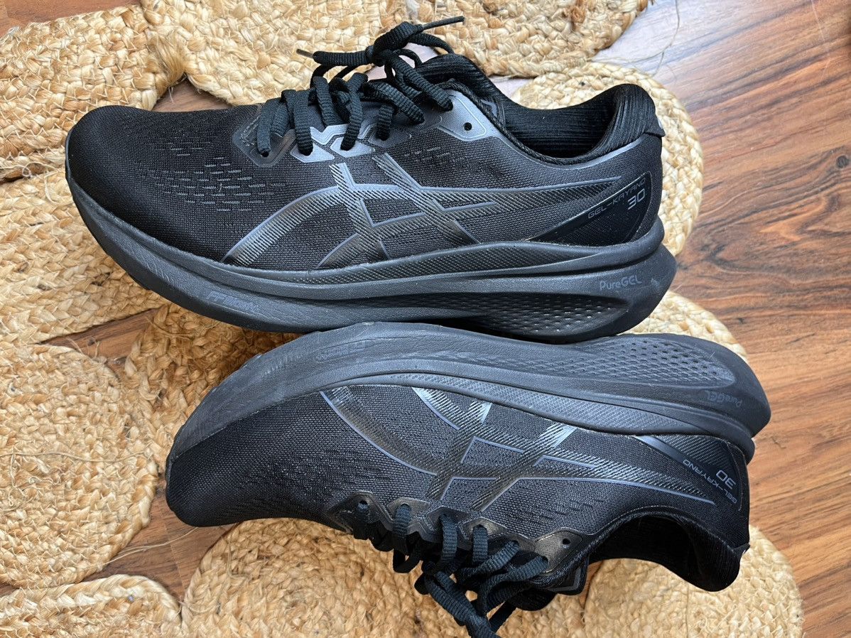 Asics × Japanese Brand Asics Gel- Kayano 30 smart all black runners cushion kiko Size US 10.5 / EU 43-44 - 4 Thumbnail