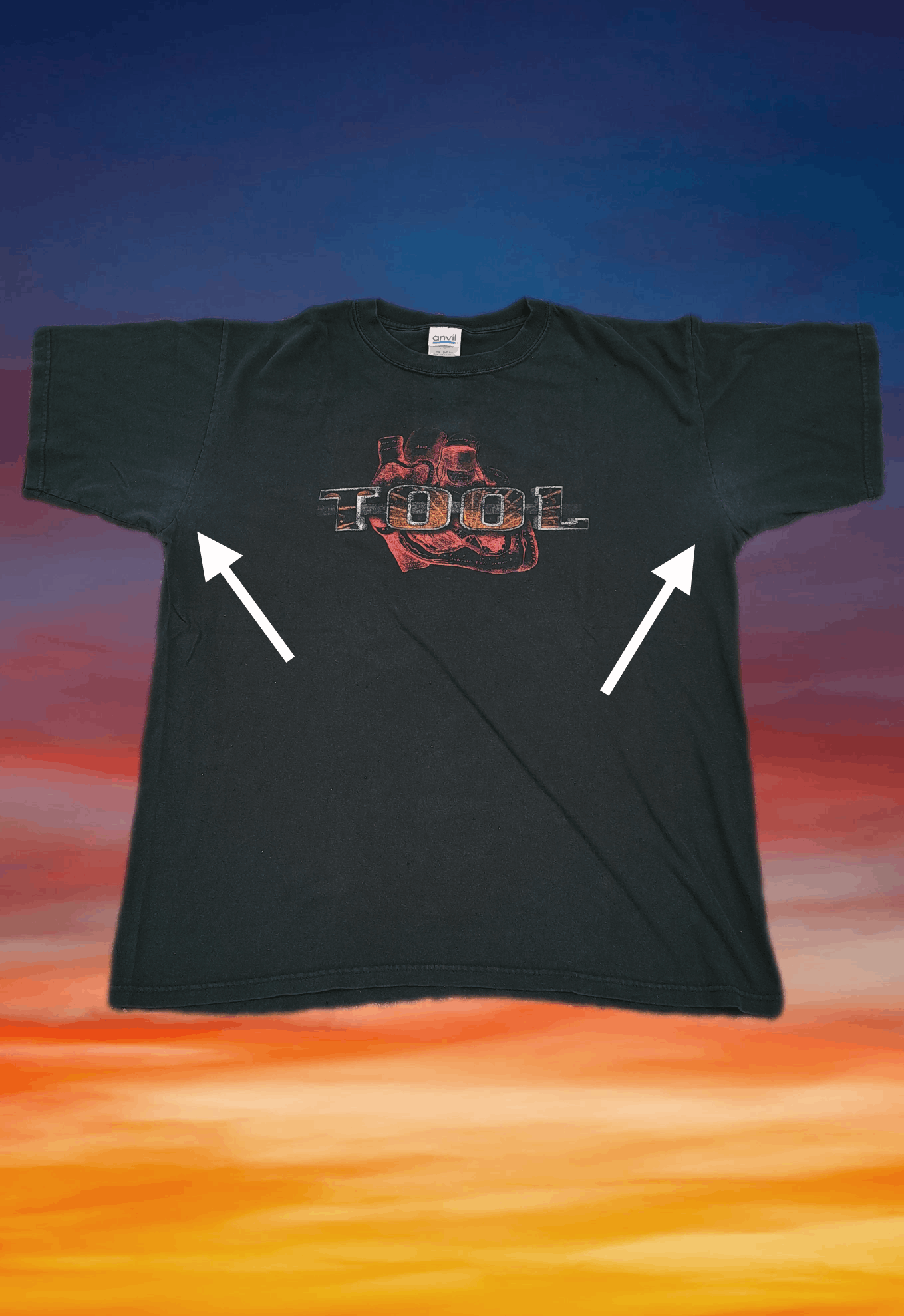 Band Tees Vintage band TOOL Undertow Anatomical Heart 2004 T-Shirt Size US L / EU 52-54 / 3 - 6 Thumbnail