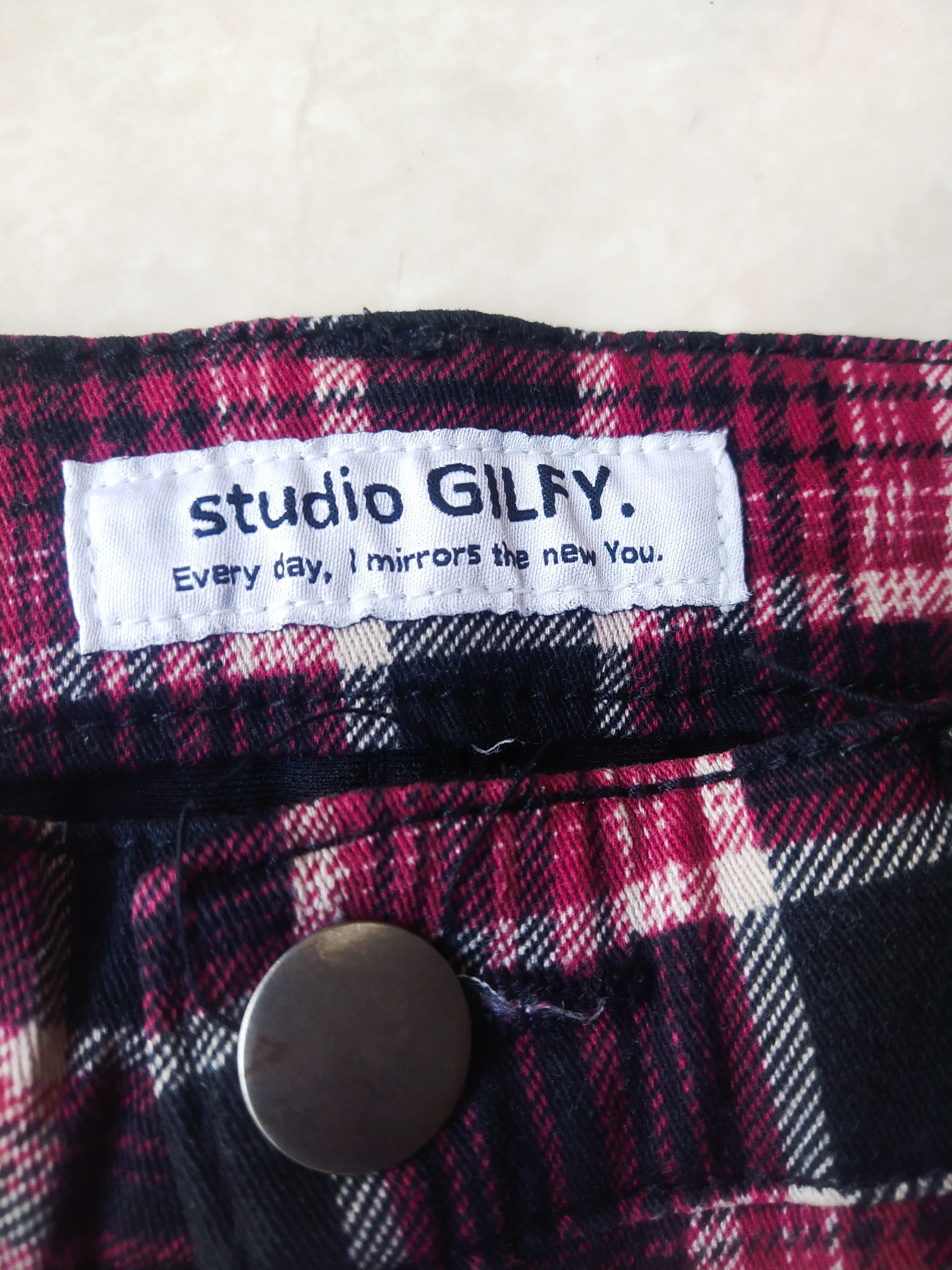 Hysteric Glamour Studio Gilfy Plaid Skinny Pants Red Tartan Women XS Japan Size 26" / US 2 / IT 38 - 6 Thumbnail