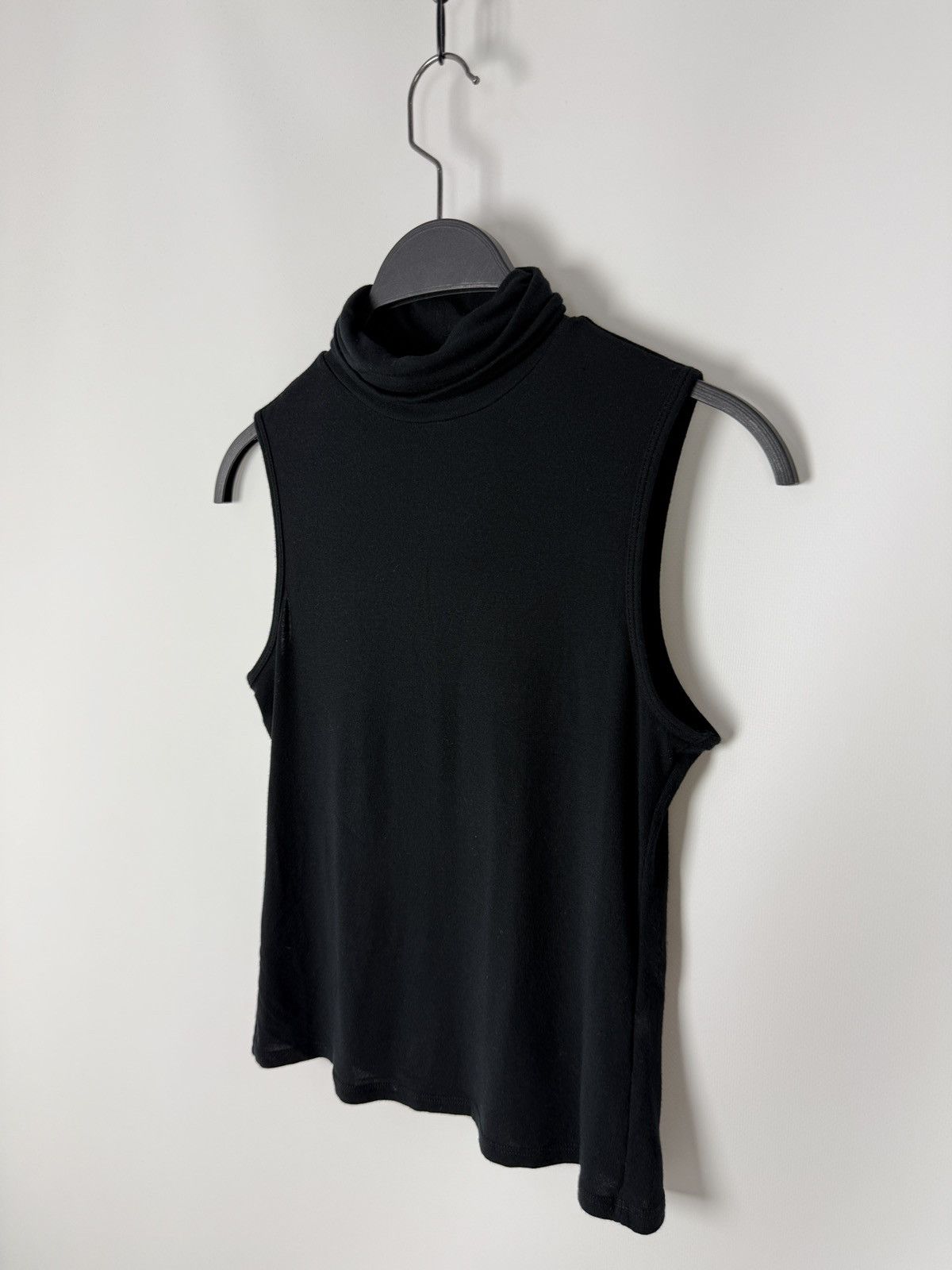 Theory Theory Wendel Rib Viscose Blend Turtle Neck Sleeveless Top Size S / US 4 / IT 40 - 2 Thumbnail