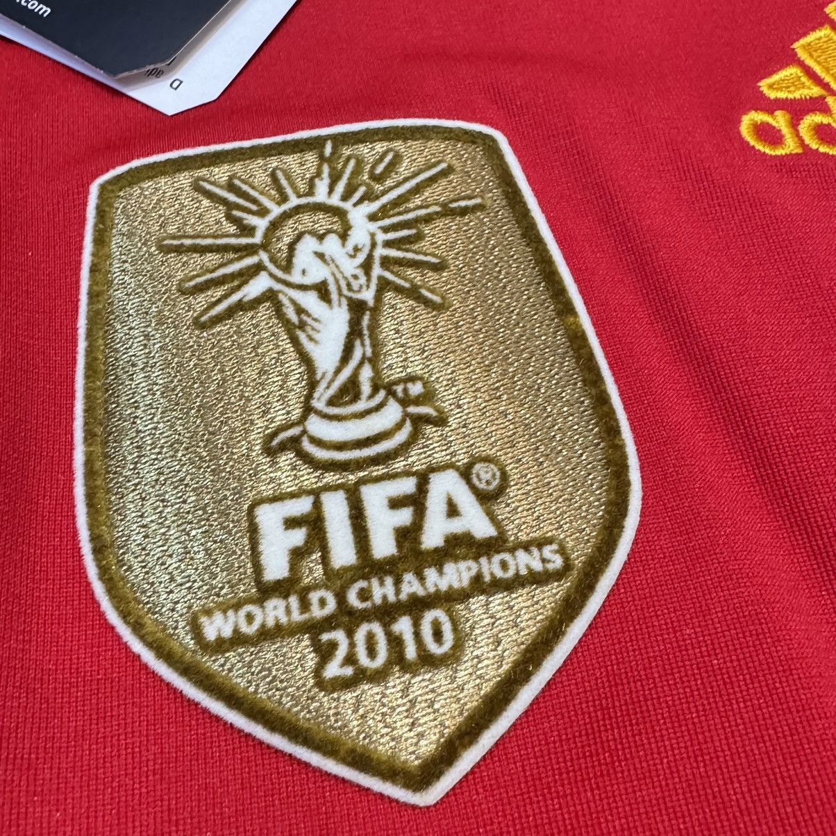 Adidas (Youth size) Spain 10/11 home shirt (Bnwt) Size US XXS / EU 40 - 4 Thumbnail