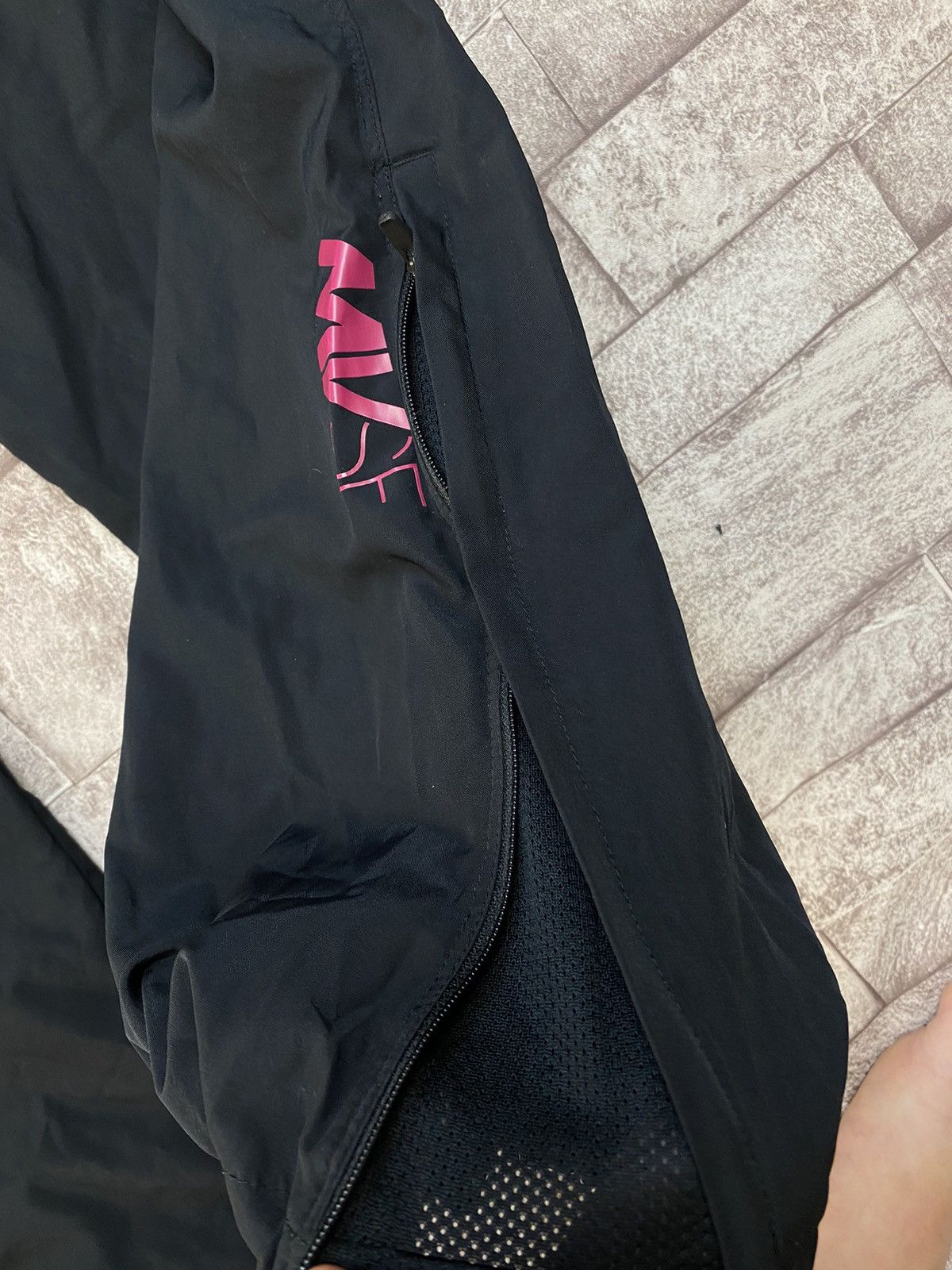 Nike × Vintage Vintage NIKE Nylon Soccer Y2K STYLE CASUAL PANTS Size US 37 - 13 Thumbnail