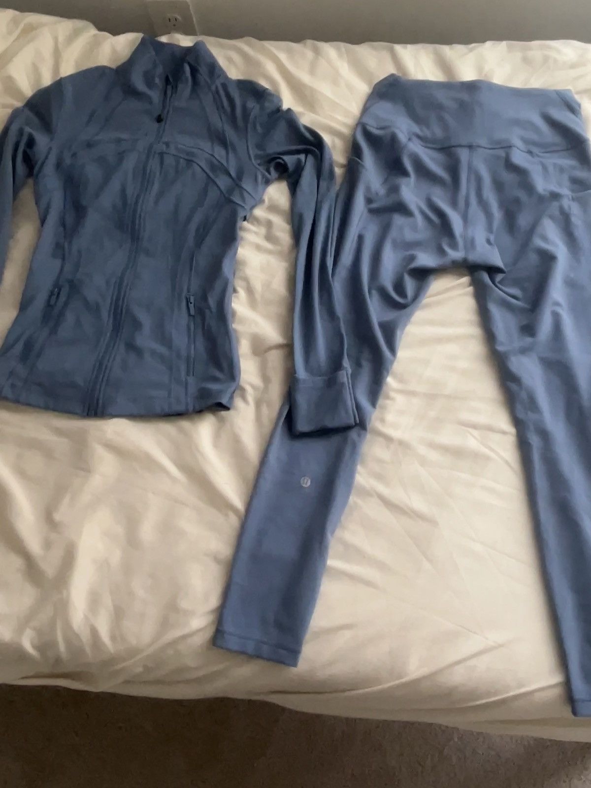 Lululemon lulu lemon top and bottem girls set Size S / US 4 / IT 40 - 1 Thumbnail