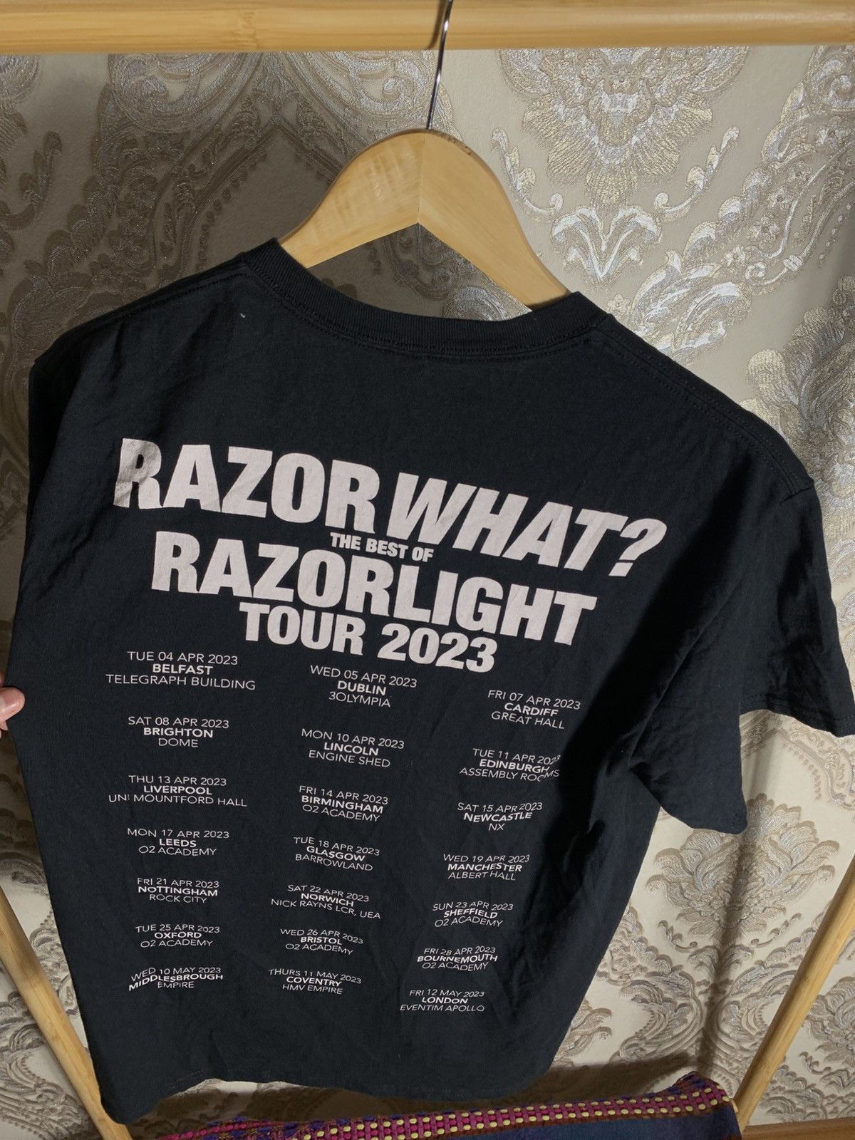 Band Tees VINTAGE RAZORLIGHT WORLD TOUR ROCK T-SHIRT METAL PUNK Y2K Size US M / EU 48-50 / 2 - 4 Thumbnail