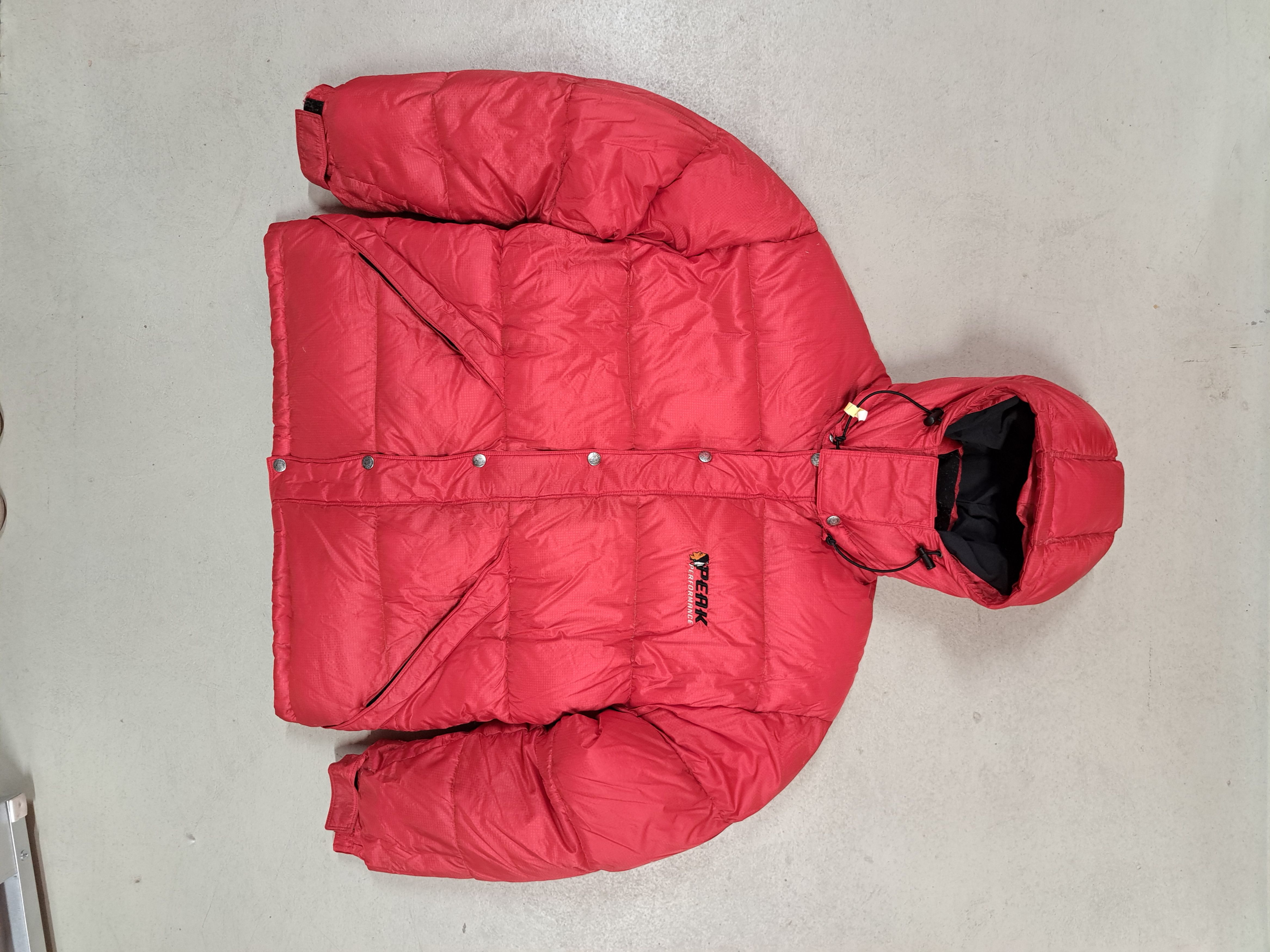 image of Outdoor Life x Peak Performance Puffer Down Jacket Like Nuptse Moncler Maya in Red (Size Medium)