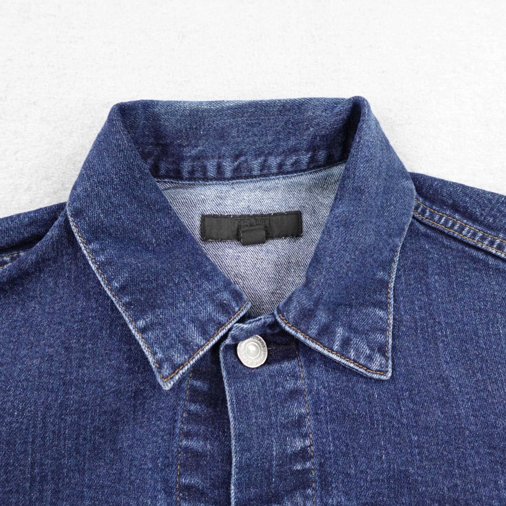 Uniqlo Uniqlo Jacket Mens Small Blue Denim Trucker Button Up Flex Dark Casual Workwear Mens Size US 29 - 2 Thumbnail
