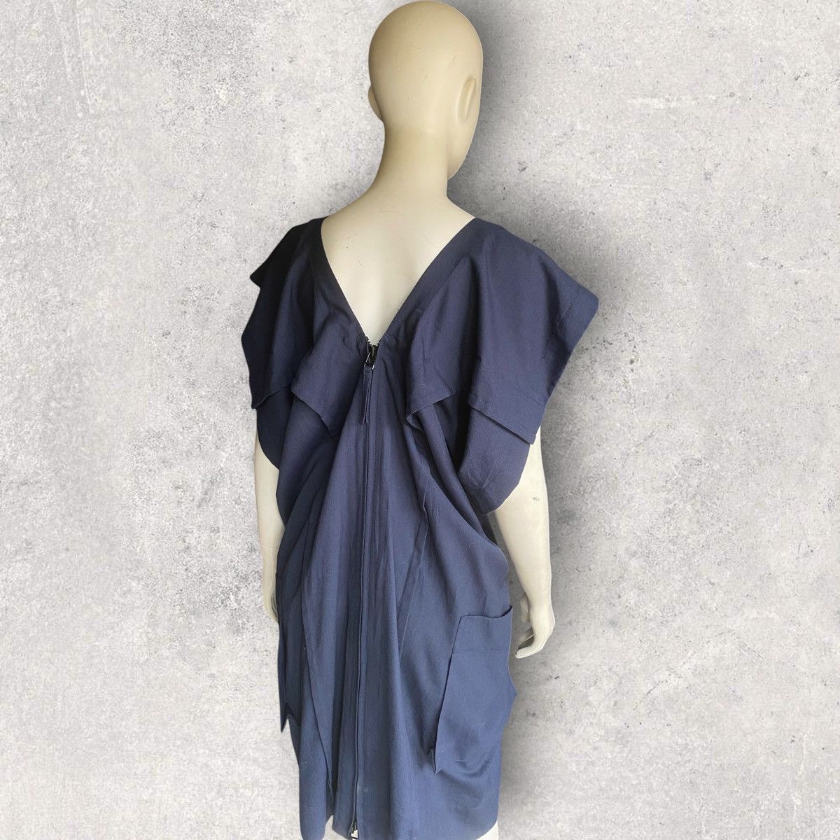 Issey Miyake Issey Miyake V Neck Back Zip Midi Dress Size M / US 6-8 / IT 42-44 - 6 Thumbnail