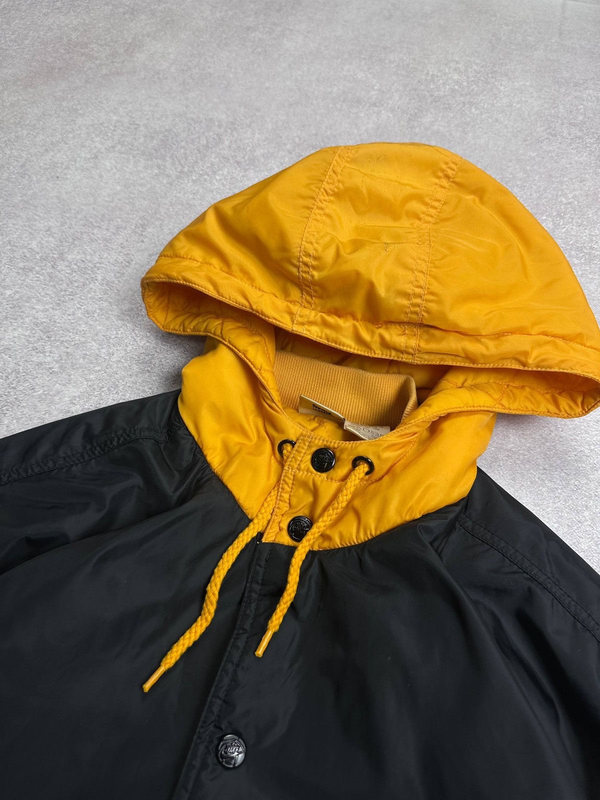 Nike Vintage Nike Big Swoosh Y2K Bomber Jacket M Size US M / EU 48-50 / 2 - 6 Thumbnail