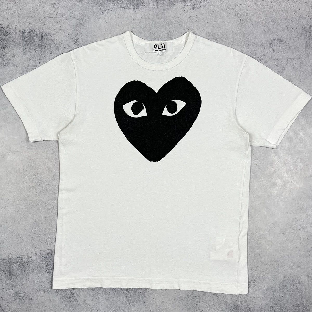 Comme des Garcons PLAY Comme Des Garçons Heart Big Logo T Shirt Size US L / EU 52-54 / 3 - 2 Thumbnail