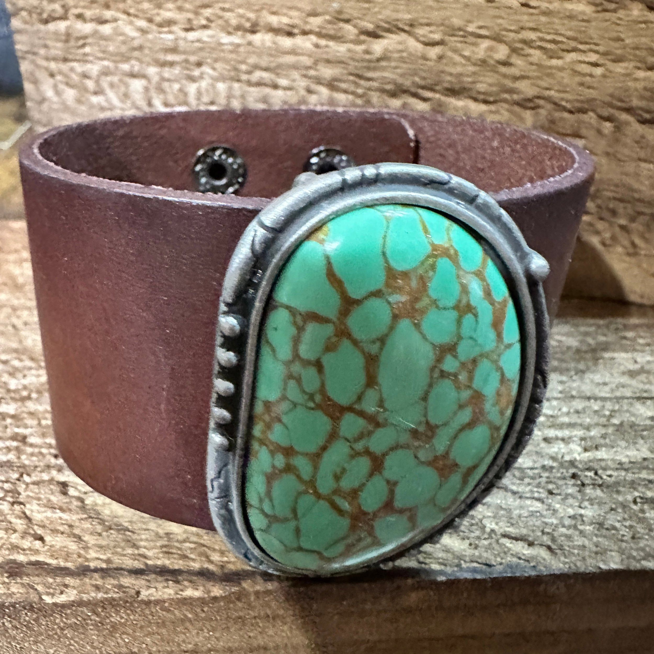 Other Natural Green Stone Dark Brown Leather Cuff Bracelet, Leathe Size ONE SIZE - 1 Thumbnail