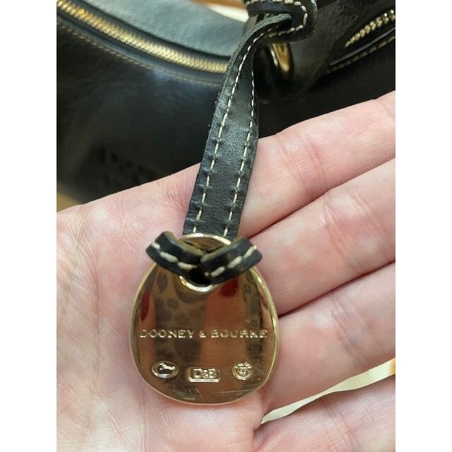 Dooney & Bourke Vintage Dooney & Bourke 1975 Black SoHo Purse - Preowned Size ONE SIZE - 6 Thumbnail