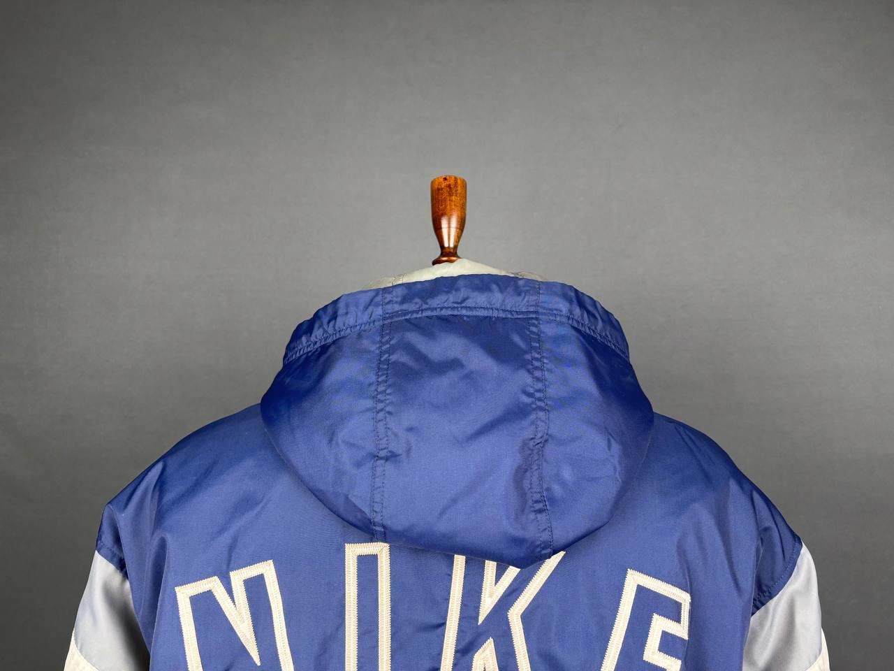 Nike Nike Jacket Size L Blue Big Swoosh Vintage Size US L / EU 52-54 / 3 - 6 Thumbnail