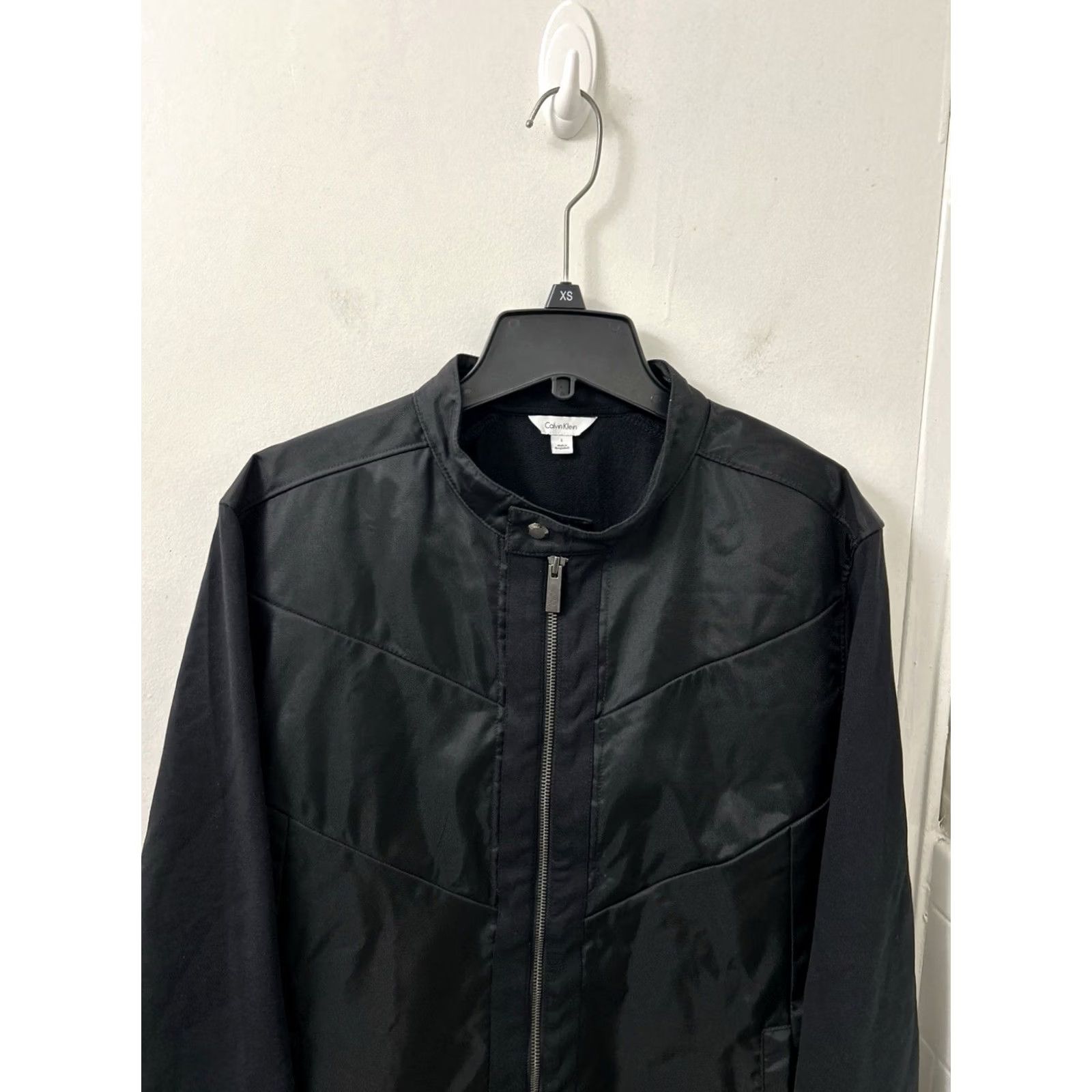 Calvin Klein Calvin Klein Jacket Mens Size L Black Full Zip Bomber Pockets Long Sleeve Size US L / EU 52-54 / 3 - 2 Thumbnail