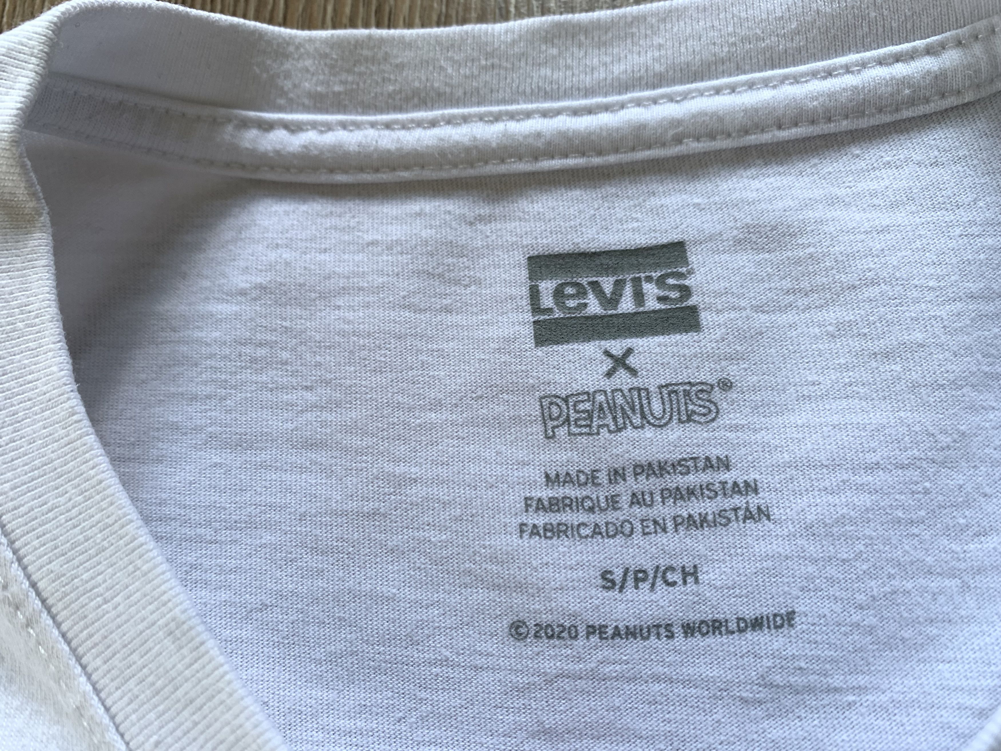 Levi's × Vintage Vintage Levi's Peanuts Snoopy T-Shirt Size US S / EU 44-46 / 1 - 8 Thumbnail