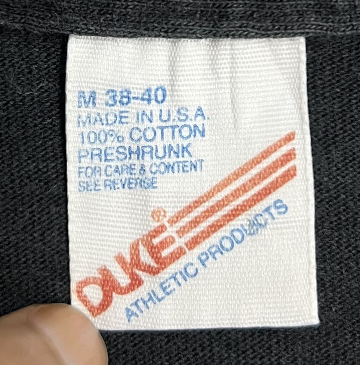 Vintage VINTAGE DUKE CLASSICS THE HEARTLEAT OF AMERICA TEE SHIRT Size US M / EU 48-50 / 2 - 7 Thumbnail