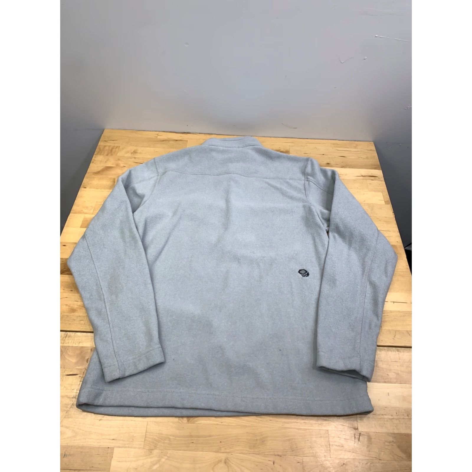 Mountain Hardwear Mountain Hardwear Jacket Mens M Gray 1/4 Zip Fleece Outdoor Casual Winter Fall Spring Hiking Size US M / EU 48-50 / 2 - 7 Thumbnail