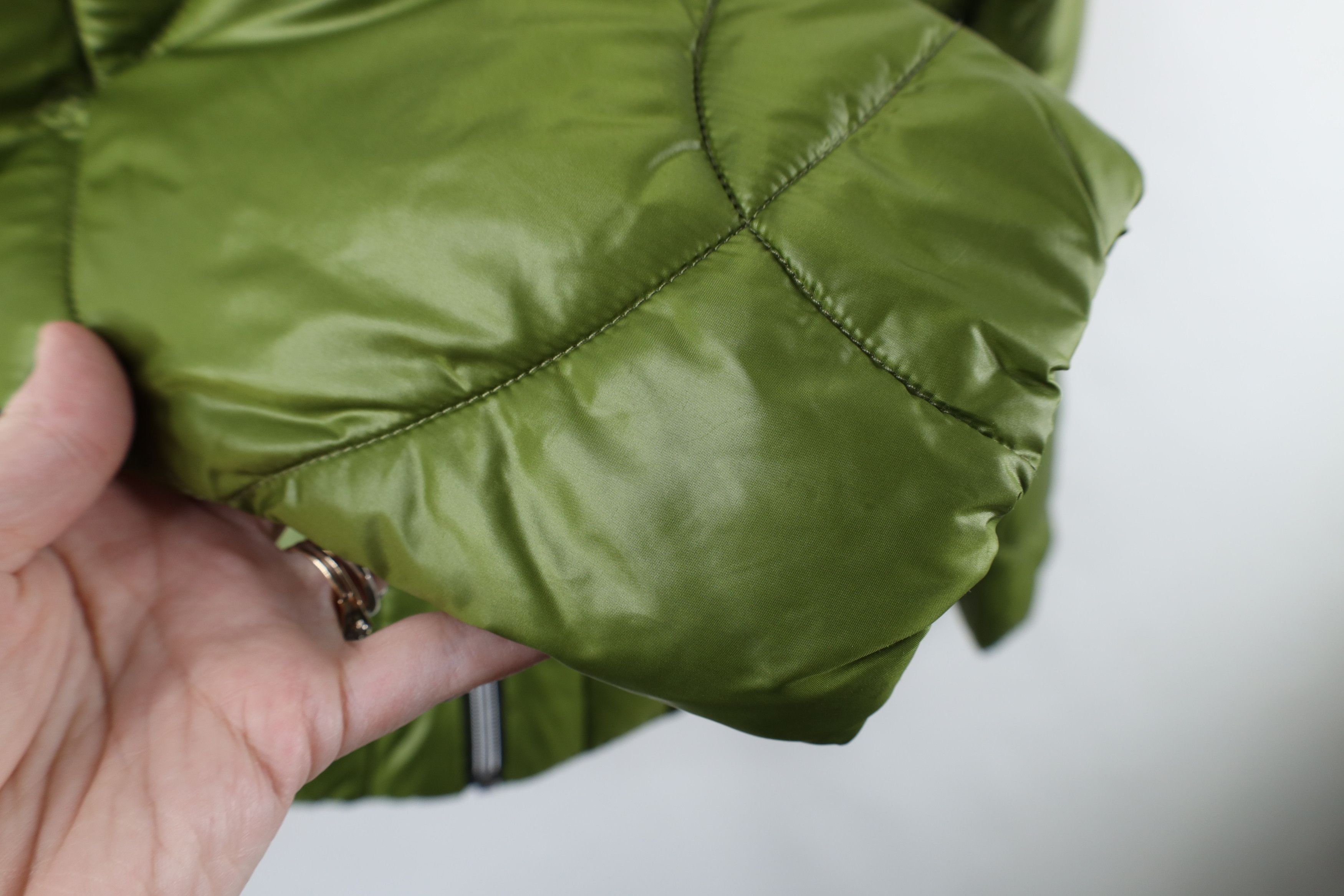 Guess × Vintage Vintage 90s Y2K Guess Babydoll Puffer Jacket Moss Green Size M / US 6-8 / IT 42-44 - 9 Thumbnail