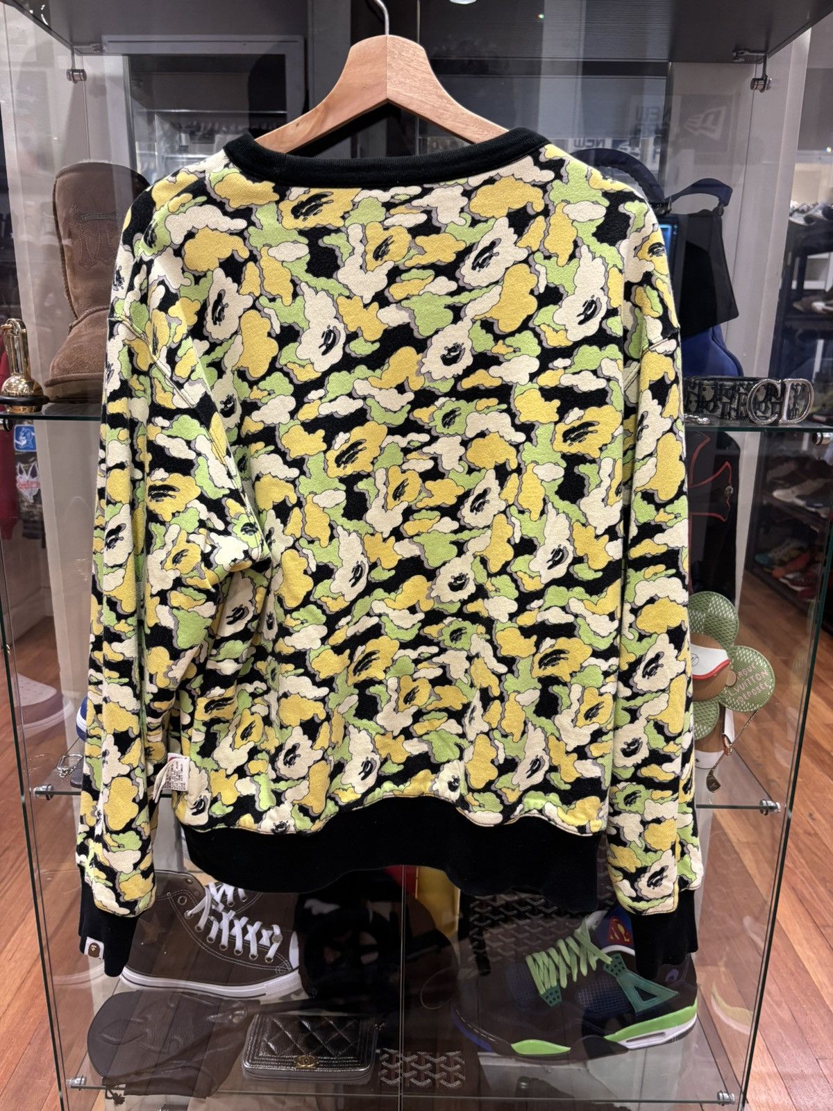 Bape Bape X Kaws Cloud Camo Reversible Crewneck Size US M / EU 48-50 / 2 - 2 Thumbnail