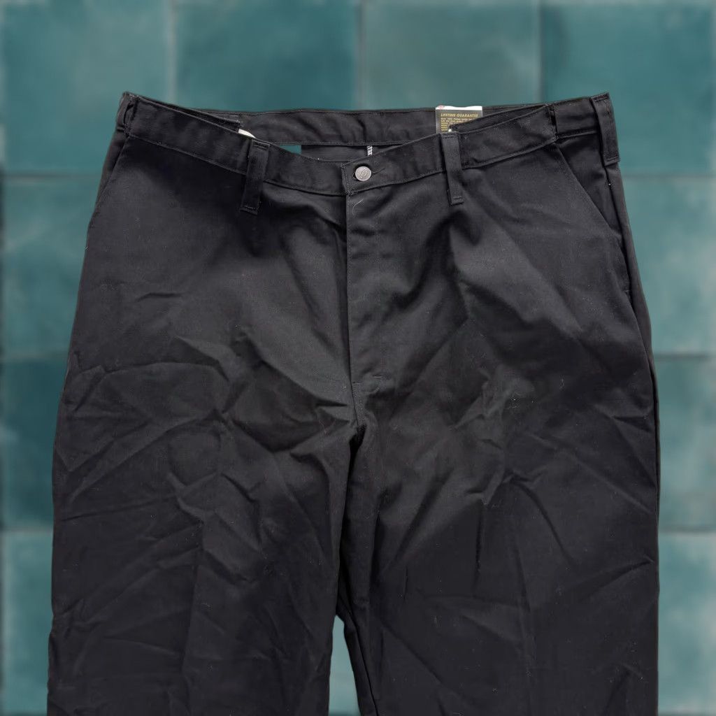 Dickies Dickies Work Pants Mens 42x32 Chino Regular Fit Black NWT Workwear Casual Pants Mens Slim Straight Front Pocket Logo Size US 42 / EU 58 - 1 Thumbnail