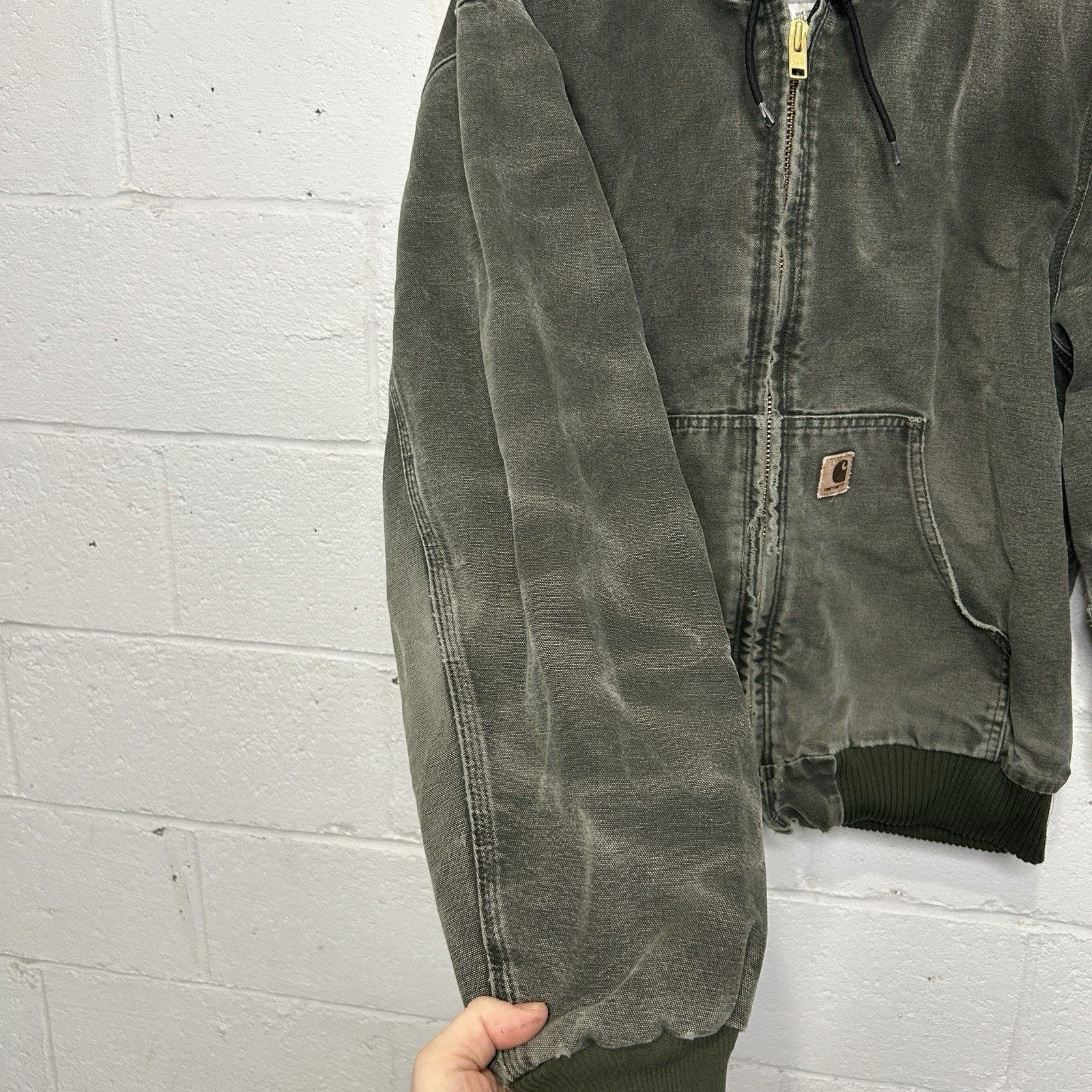 Carhartt Vintage Carhartt Quilted Hooded Active Jacket “Moss” J130 Size US L / EU 52-54 / 3 - 6 Thumbnail