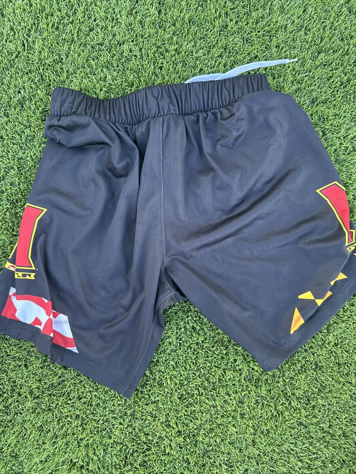 Under Armour Maryland Under Armour basketball shorts Size US 30 / EU 46 - 1 Thumbnail