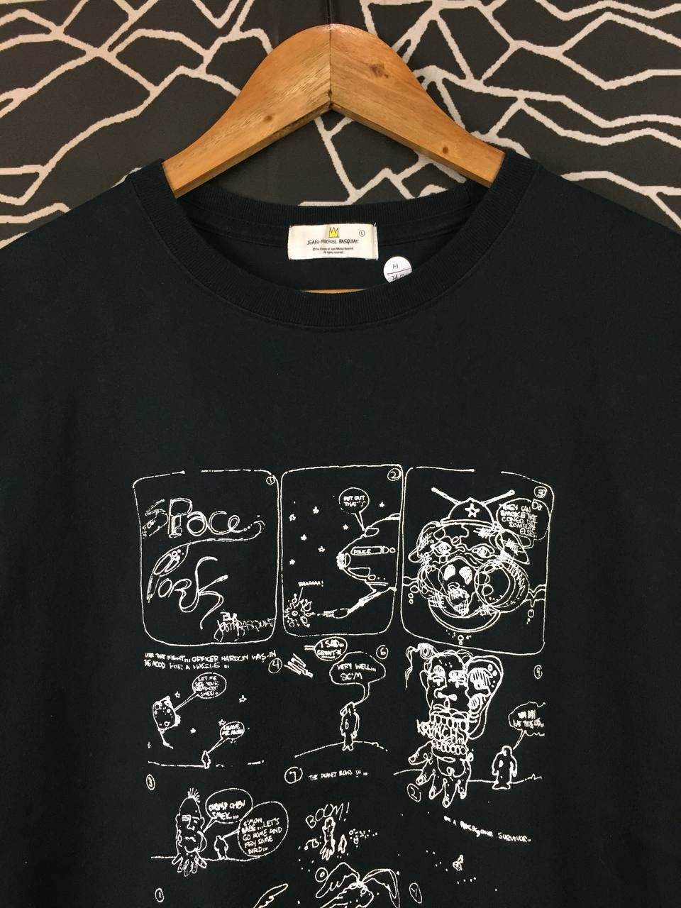 Jean-Michel Basquiat Uniqlo Jean-Michel Basquiat Space Pork Pop Art Tee Size US L / EU 52-54 / 3 - 3 Thumbnail