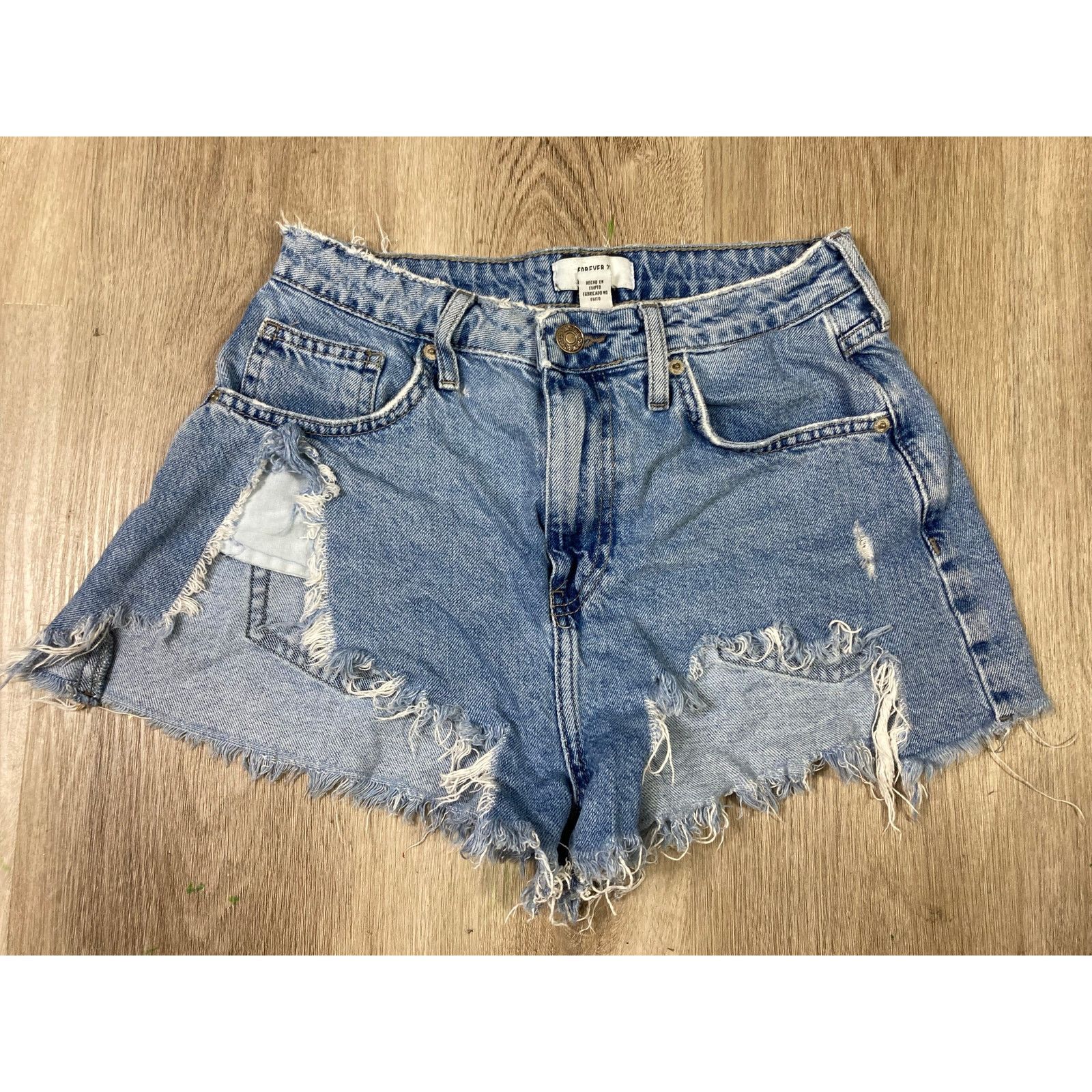Forever 21 Forever 21 Women's Blue Distressed Denim Cutoff Shorts 27 Size 27" / US 4 / IT 40 - 2 Thumbnail