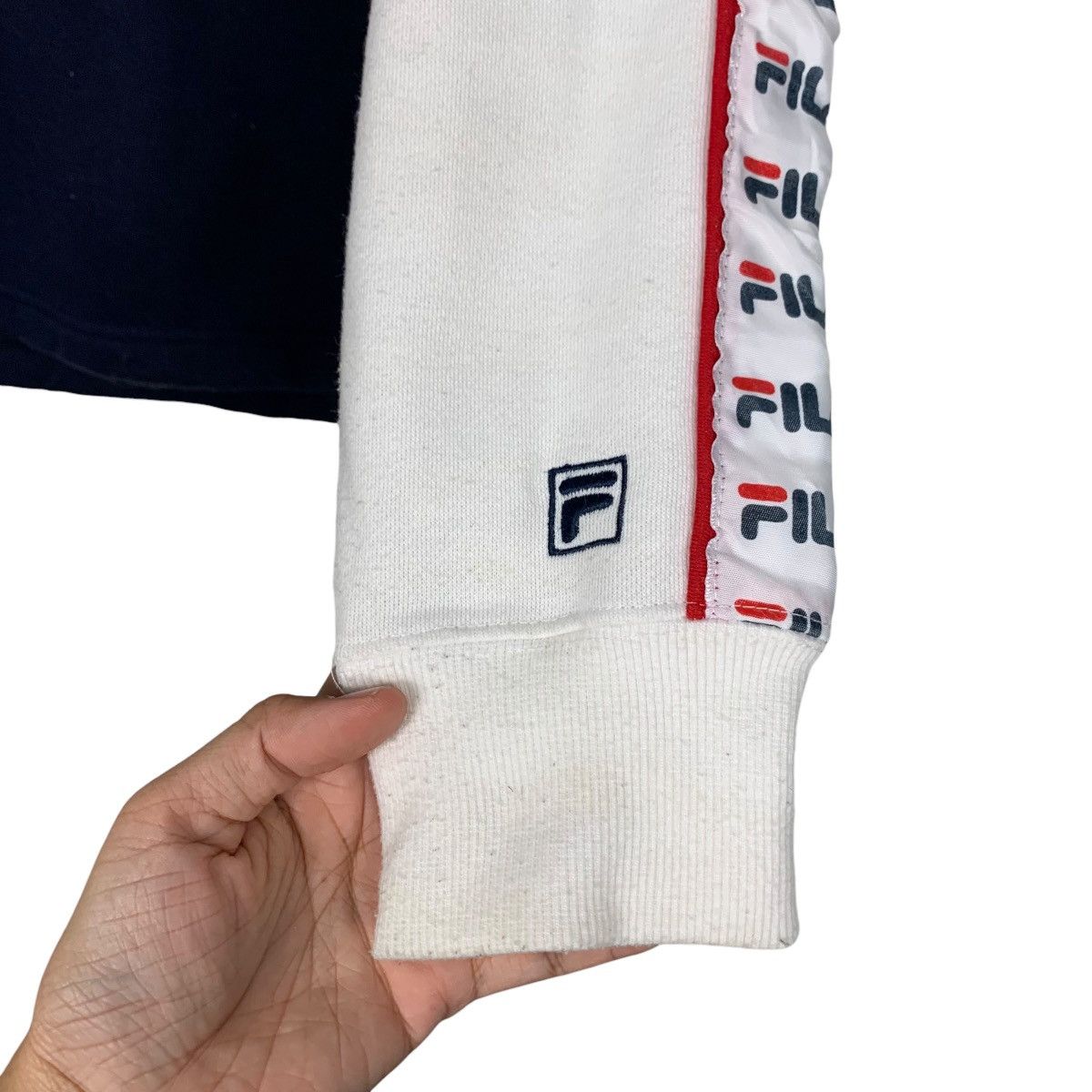 Fila FILA Big Logo Sidetape Crewneck Sweatshirt #2520-C114 Size US M / EU 48-50 / 2 - 9 Thumbnail