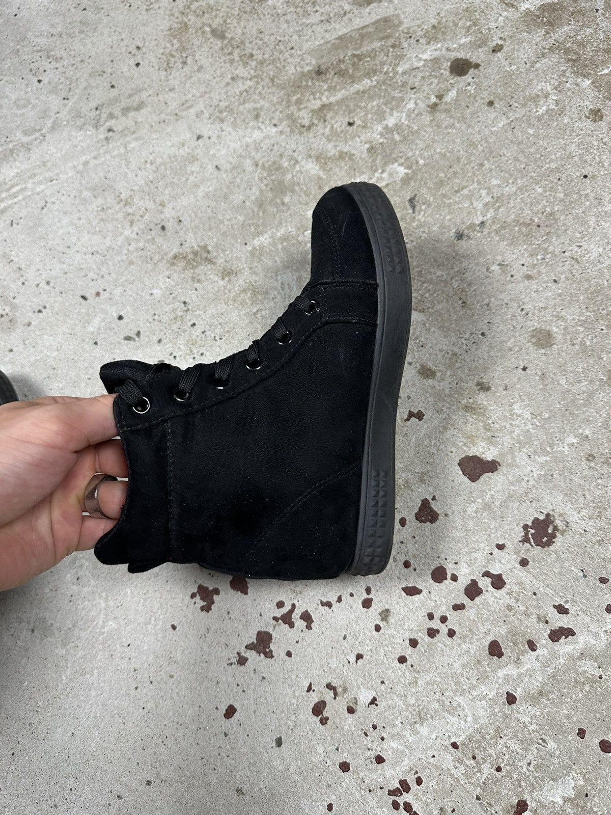 Japanese Brand Vintage Y2K High Top Sneakers Stars Black Suede Size US 6 / IT 36 - 10 Thumbnail
