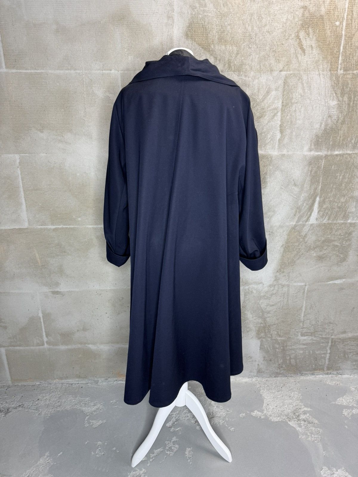 Max Mara Max Mara Shell Long Coat Size M / US 6-8 / IT 42-44 - 2 Thumbnail