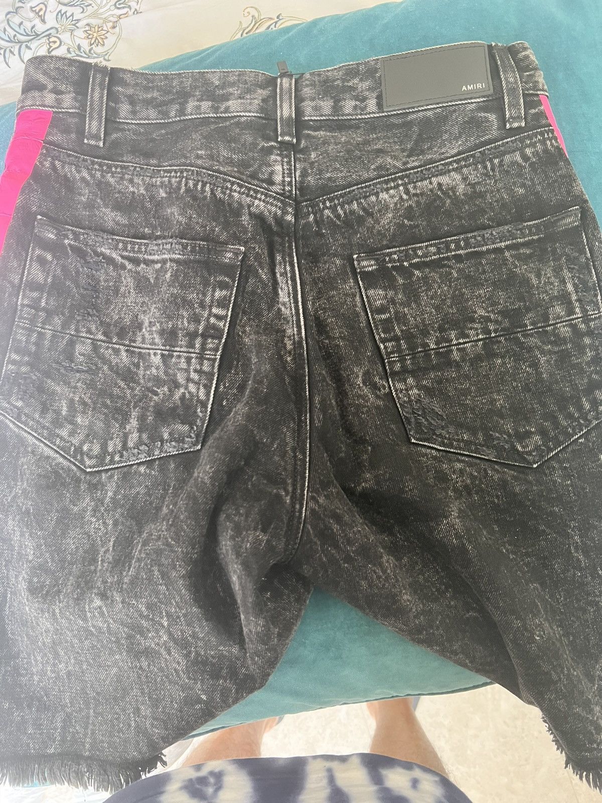 Amiri Amiri Black Distressed Contrast Stripe Printed Denim Shorts Size US 30 / EU 46 - 10 Thumbnail