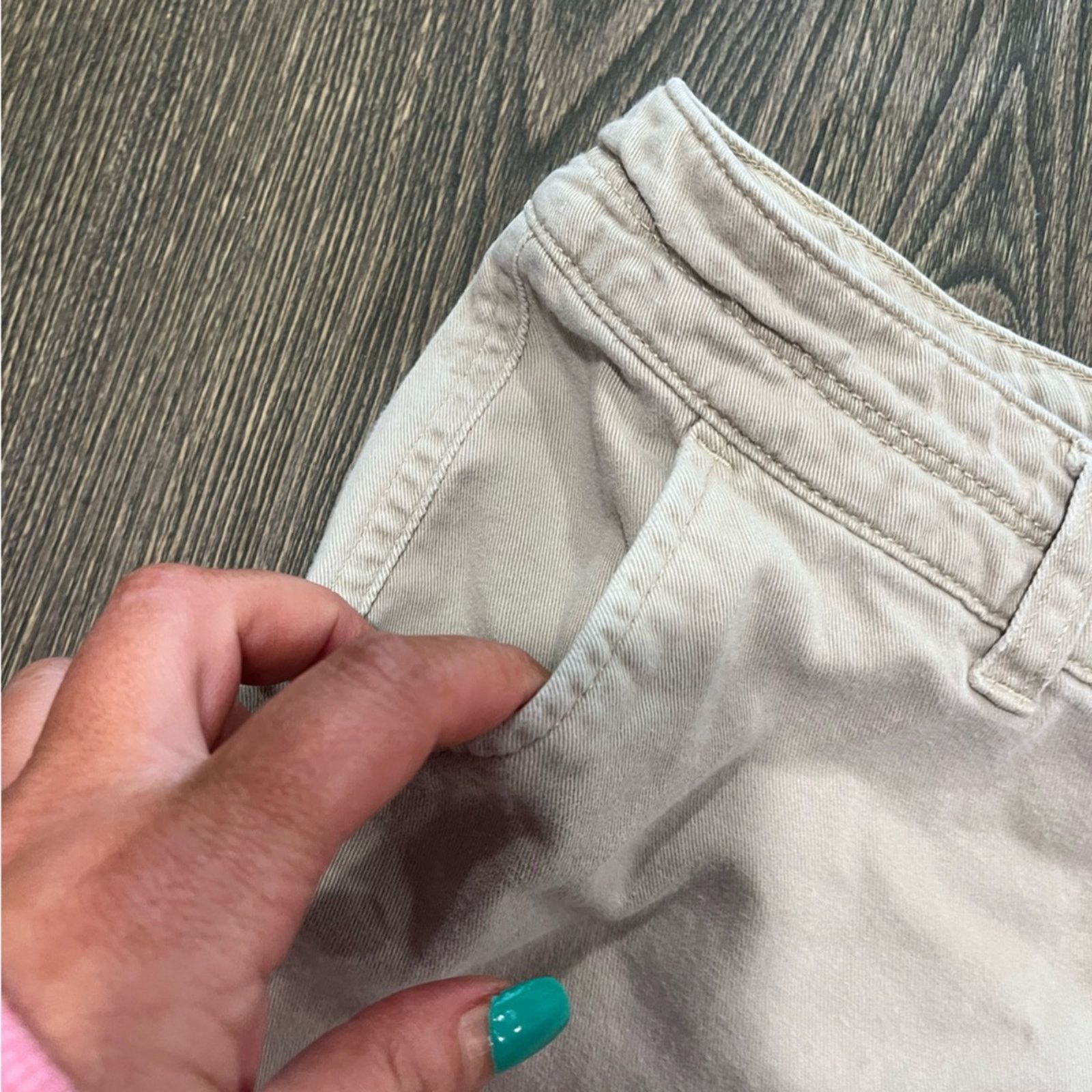 American Eagle Outfitters American Eagle Shorts Chino Flat Front Stretch Cotton Size 28" / US 6 / IT 42 - 2 Thumbnail