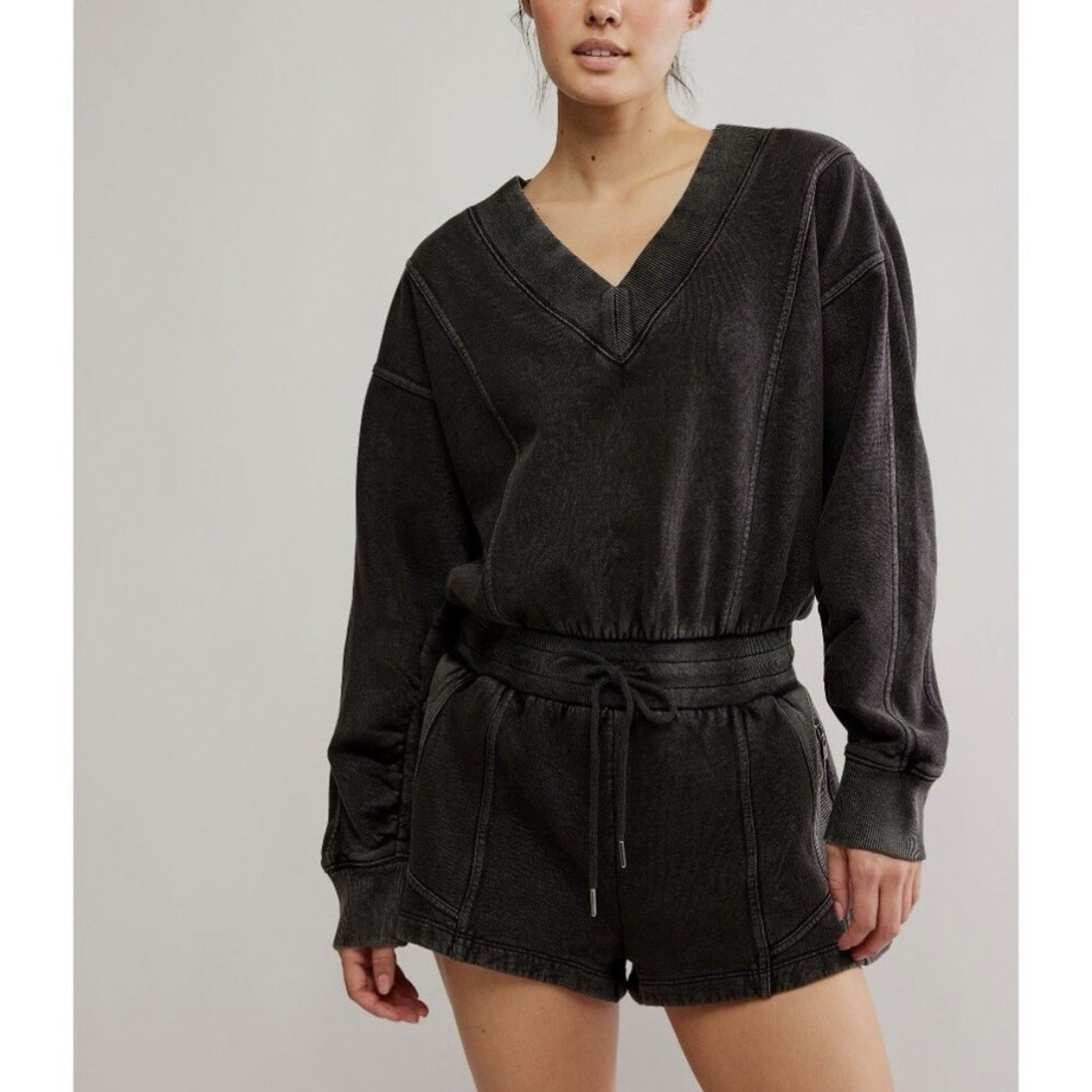 Free People NWT FP Movement Women'sIntercept Romper Size XS Black Size XS / US 0-2 / IT 36-38 - 2 Thumbnail