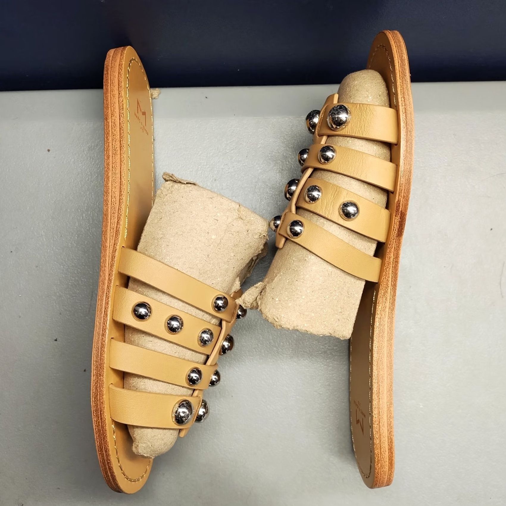 Marc Fisher Marc Fisher LTD Pava Slide Sandals Womens US 7.5M Brown Leather Studded Slip On Size US 8 / IT 38 - 3 Thumbnail