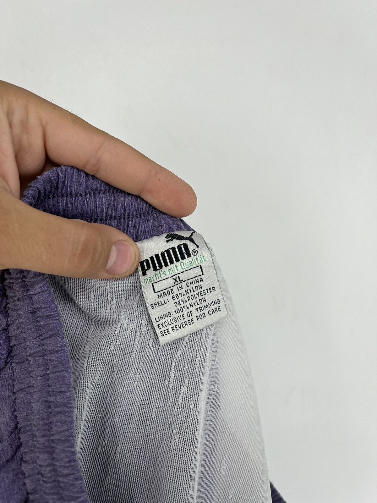 Puma × Vintage Vintage 90s Puma Mini Logo Shorts Streetwear Style Y2K nylo Size US 36 / EU 52 - 7 Thumbnail
