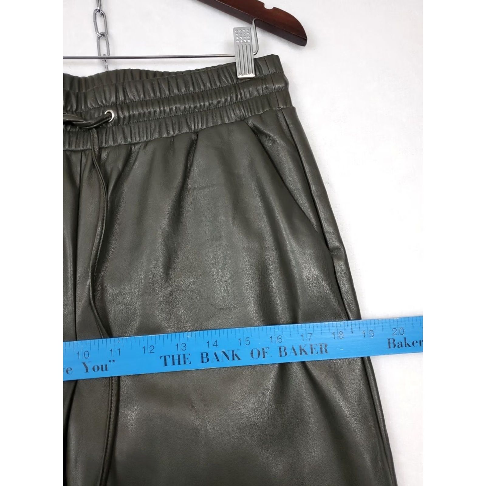 Loft VINTAGELOFT Olive Green Faux Leather Cropped Pants Elastic Drawstring Waist Size MP Size 32" / US 10 / IT 46 - 7 Thumbnail