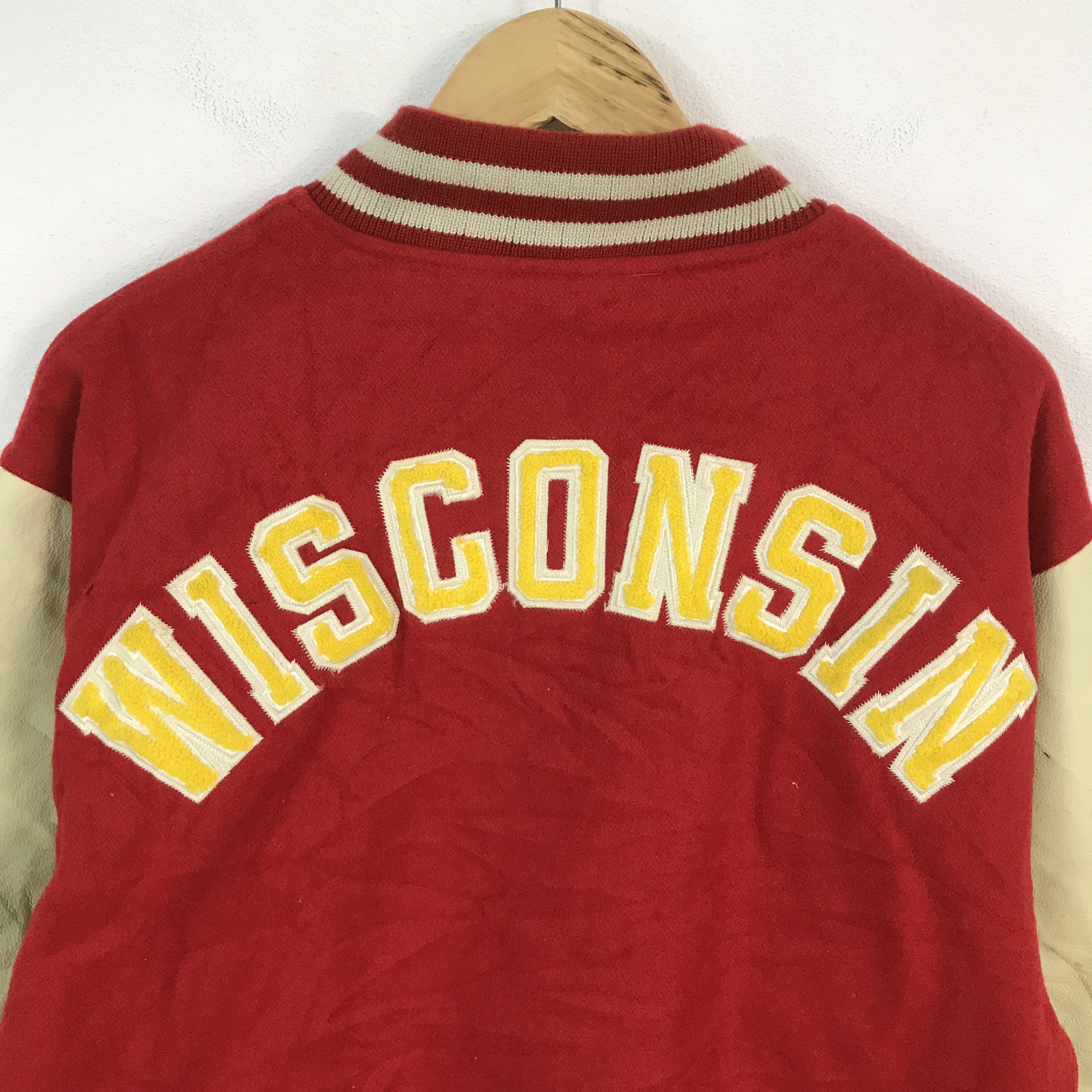 Japanese Brand Vintage wisconsin Snap button Leather Varsity jacket Size US L / EU 52-54 / 3 - 4 Thumbnail