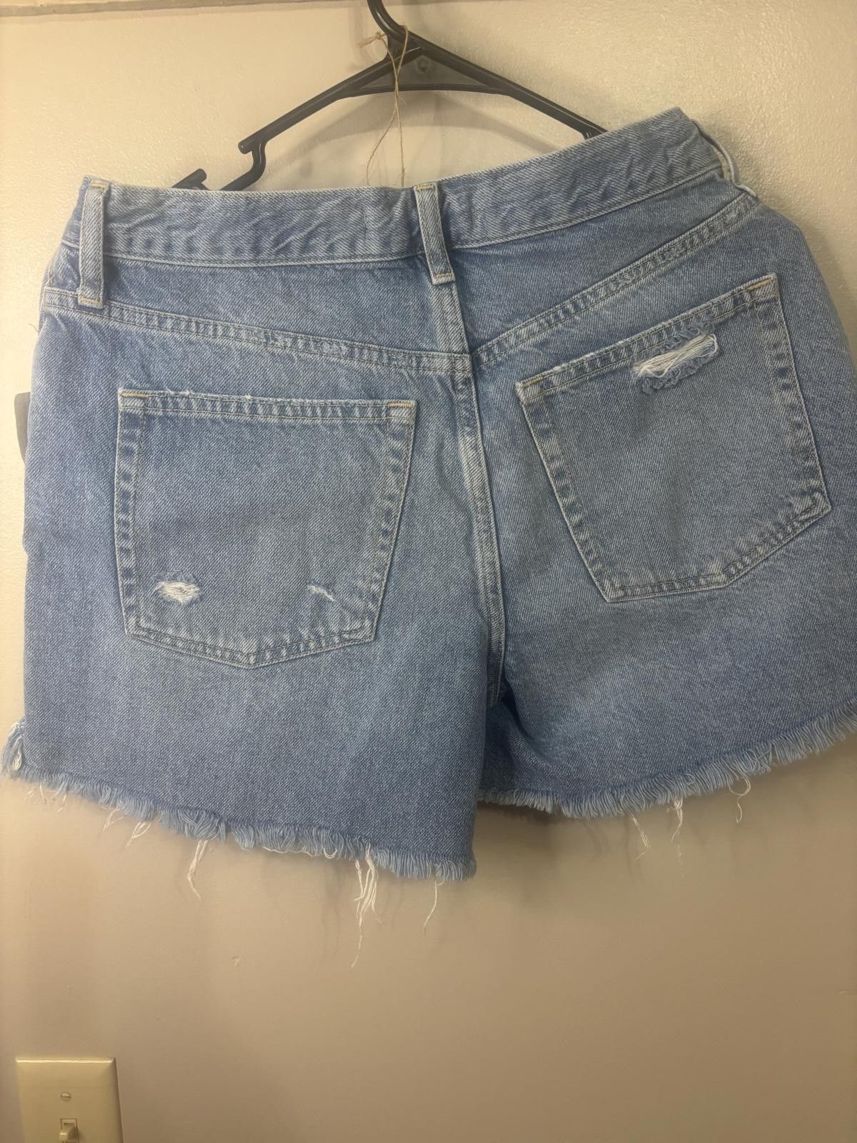 Designer We The Free Distressed Denim Shorts Size 27 Size 27" / US 4 / IT 40 - 3 Thumbnail