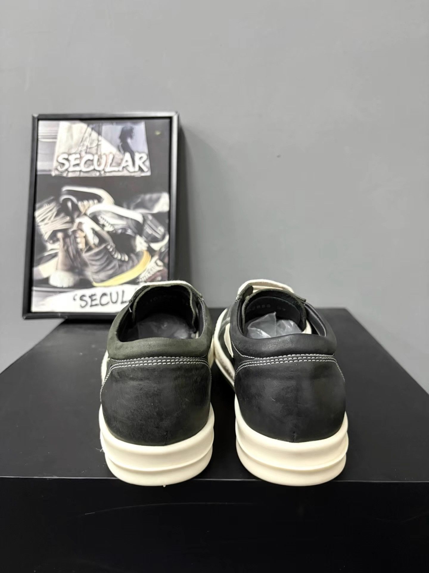 Rick Owens Rick Owens 24SS Leather Low-Top Infringement K34 Size US 7 / IT 37 - 7 Thumbnail