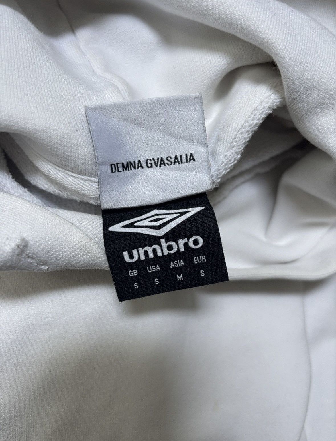 Vetements FREE TAX! Umbro Collabs Logo Hoodie by Demna Size US S / EU 44-46 / 1 - 9 Thumbnail