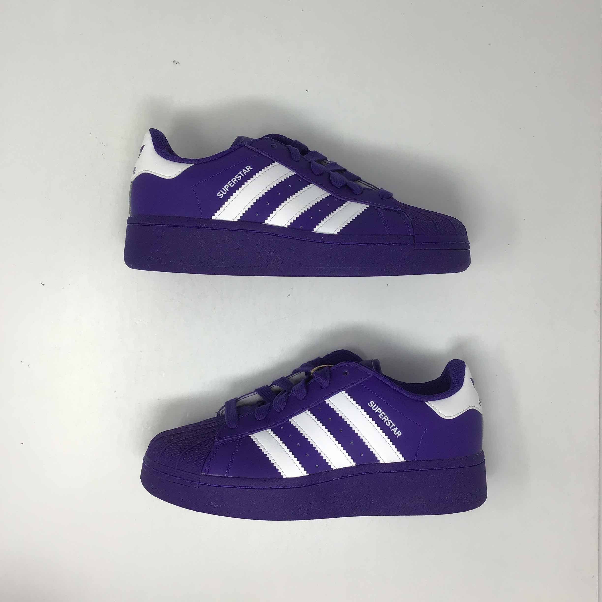 Wmns Superstar XLG Purple