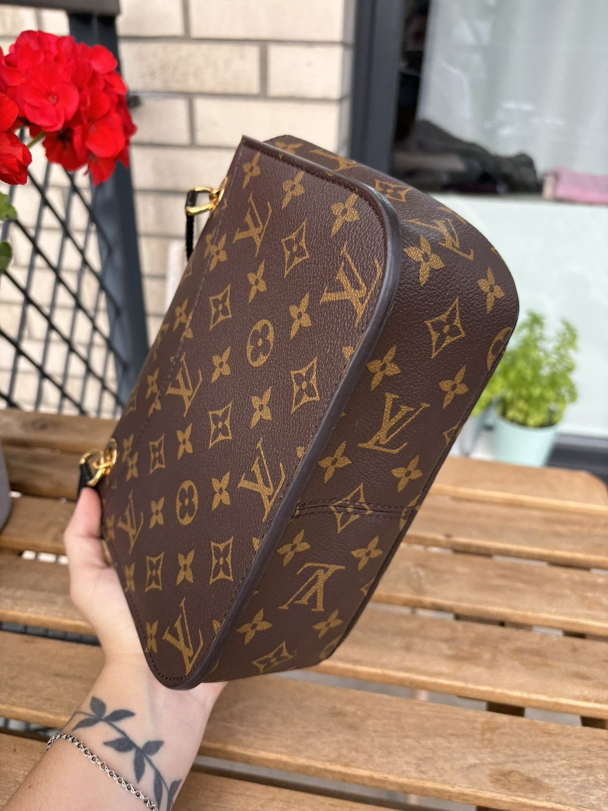 Louis Vuitton Louis Vuitton Passy Bag Size ONE SIZE - 5 Thumbnail