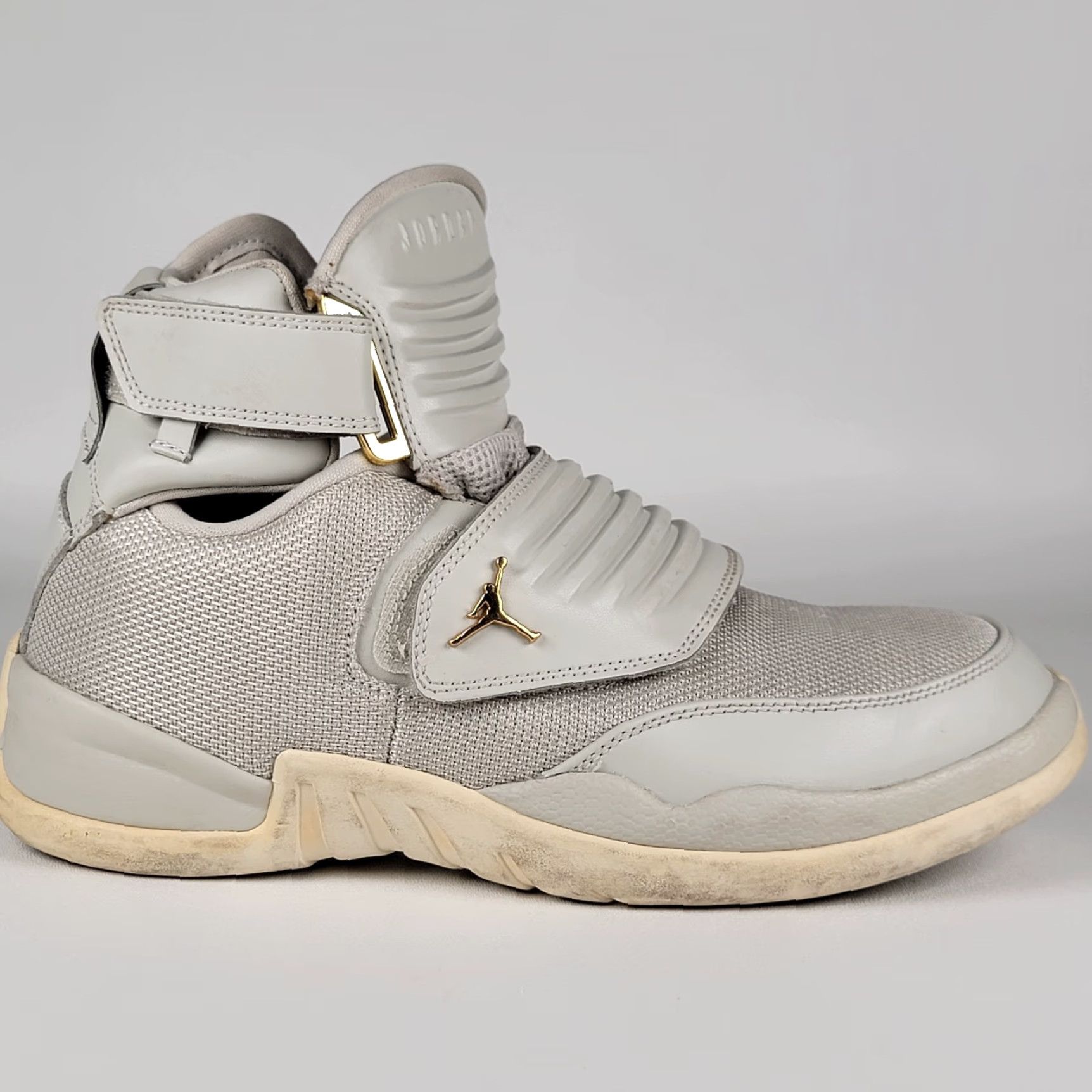 Jordan Brand Jordan Generation 23 Light Bone 2017 Men's athletic Sneaker US 8 White Solid Hook & Loop Mid Top Jordan Generation 23 Mens Shoes Size ONE SIZE - 3 Thumbnail