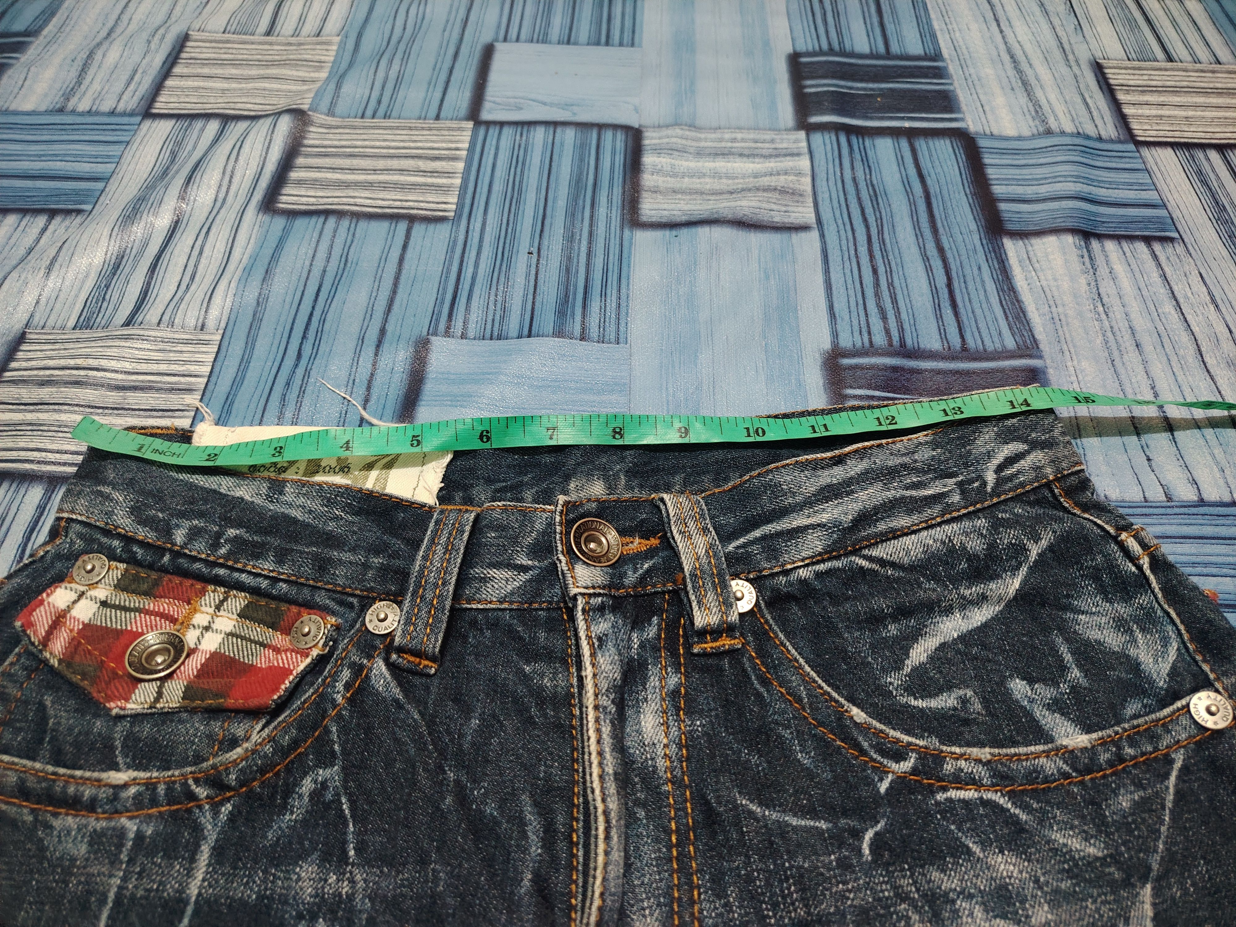 Who Decides War Japanese Antful Jeans Distressed Clawmark Flared Jeans Size US 29 - 19 Thumbnail