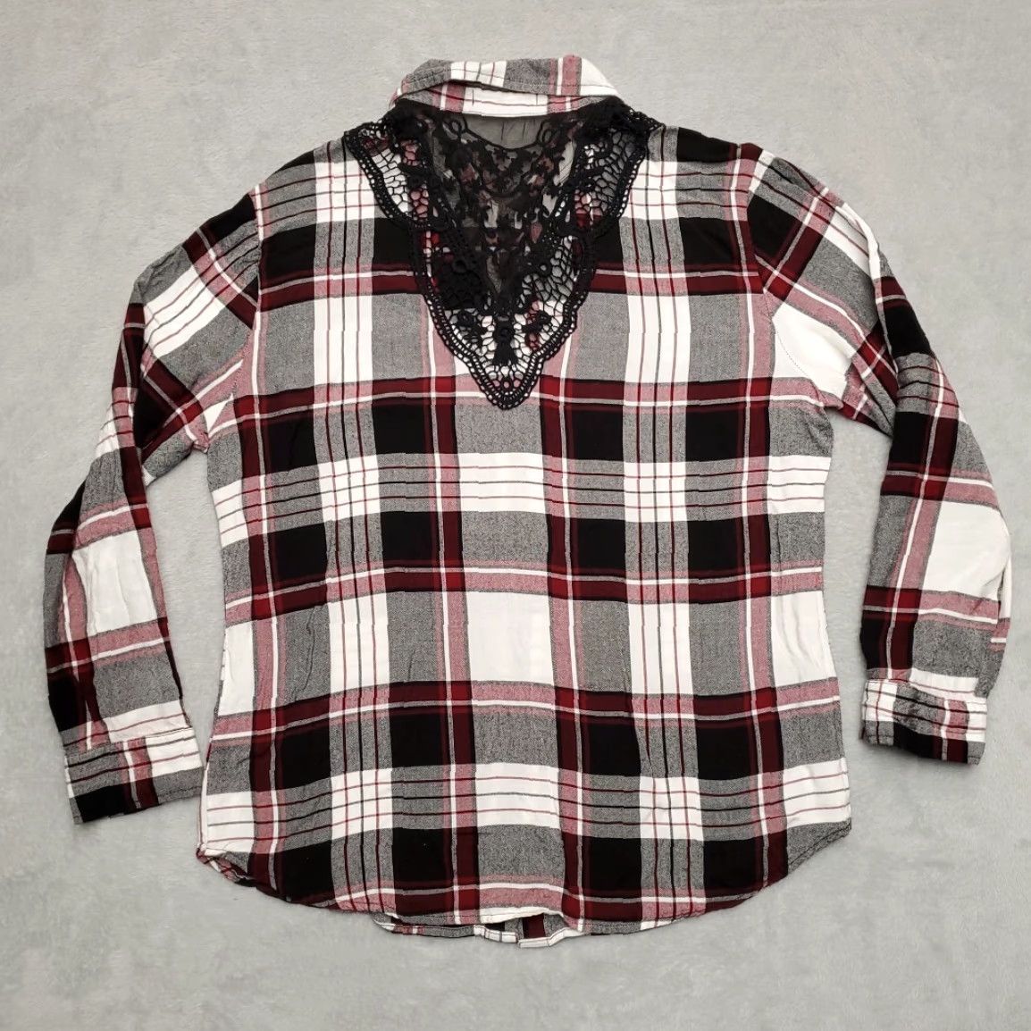 Vintage Keren Hart Blouse Womens M Maroon Plaid Lace Accent Button-Up Boho Western Shirt Size M / US 6-8 / IT 42-44 - 7 Thumbnail